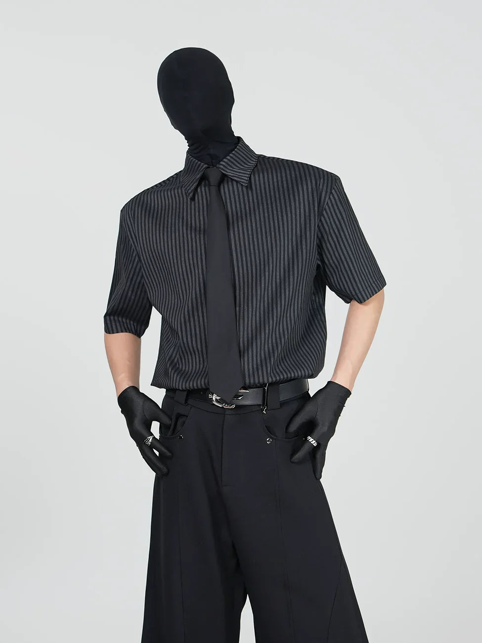 Vertical Stripe Tie Short Sleeve Shirt