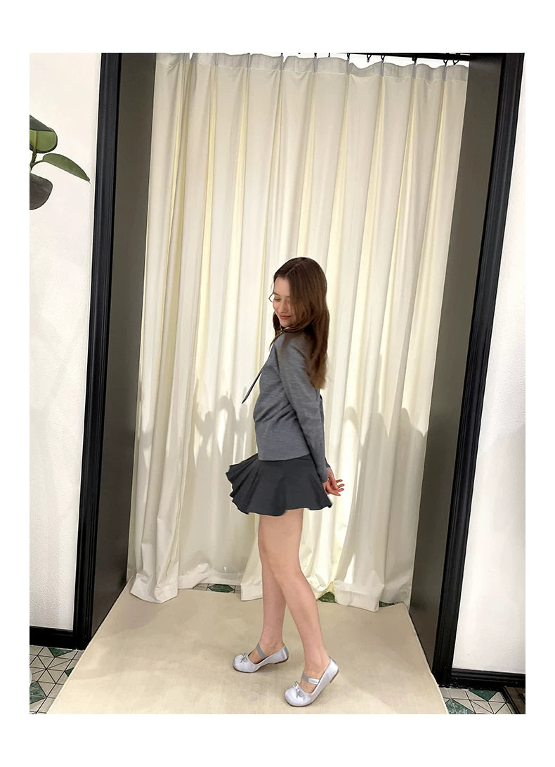 Collar Knit Sweater & Pleats Short Skirt Setup
