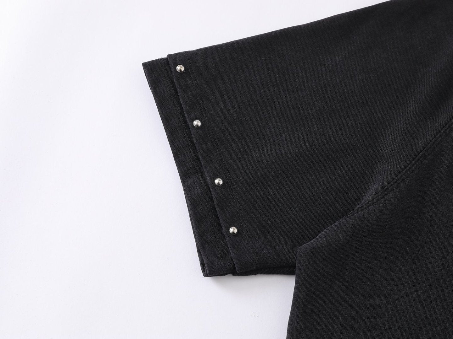 Studs Raglan Short Sleeve T-Shirt
