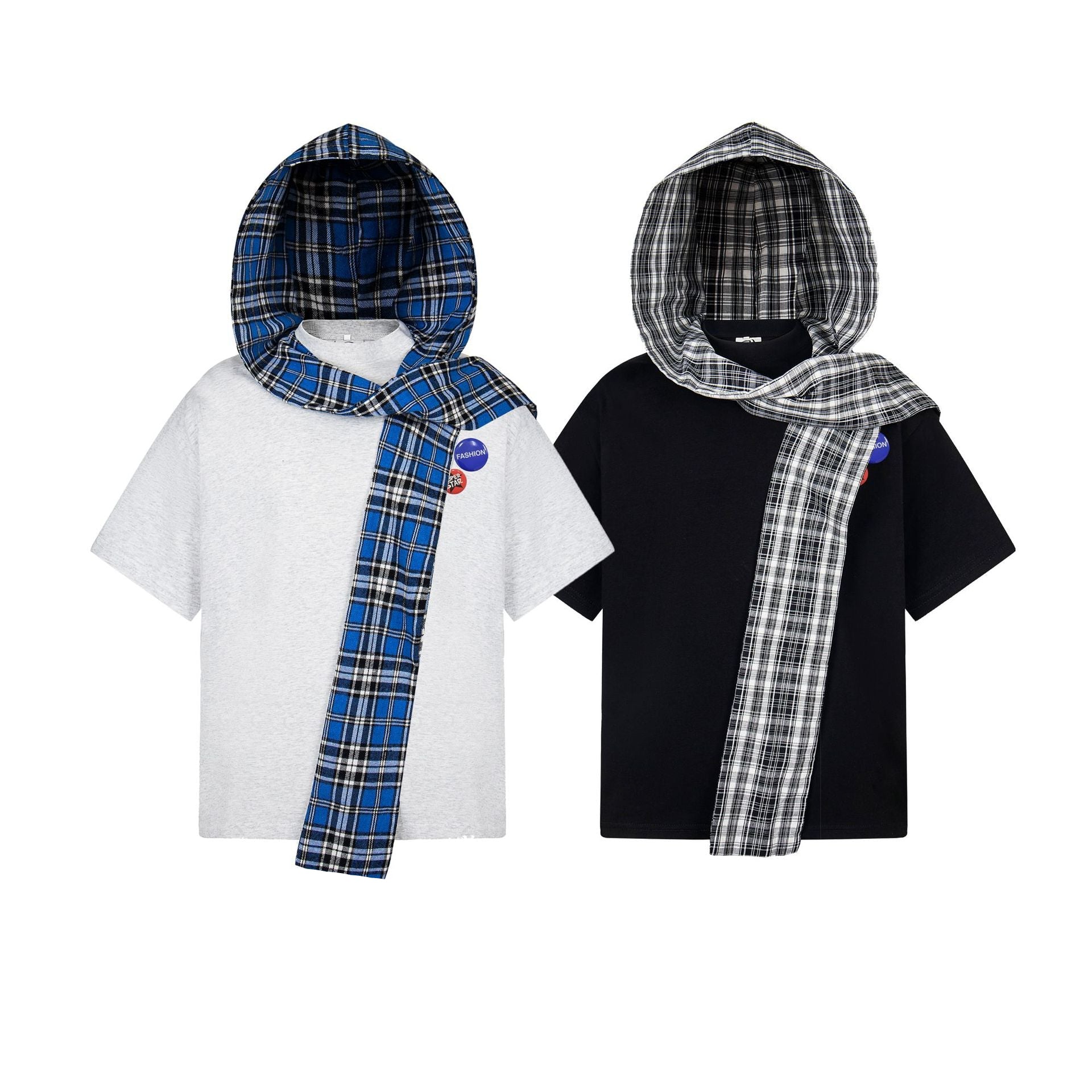 Camiseta con capucha y capa a cuadros con insignia desmontable