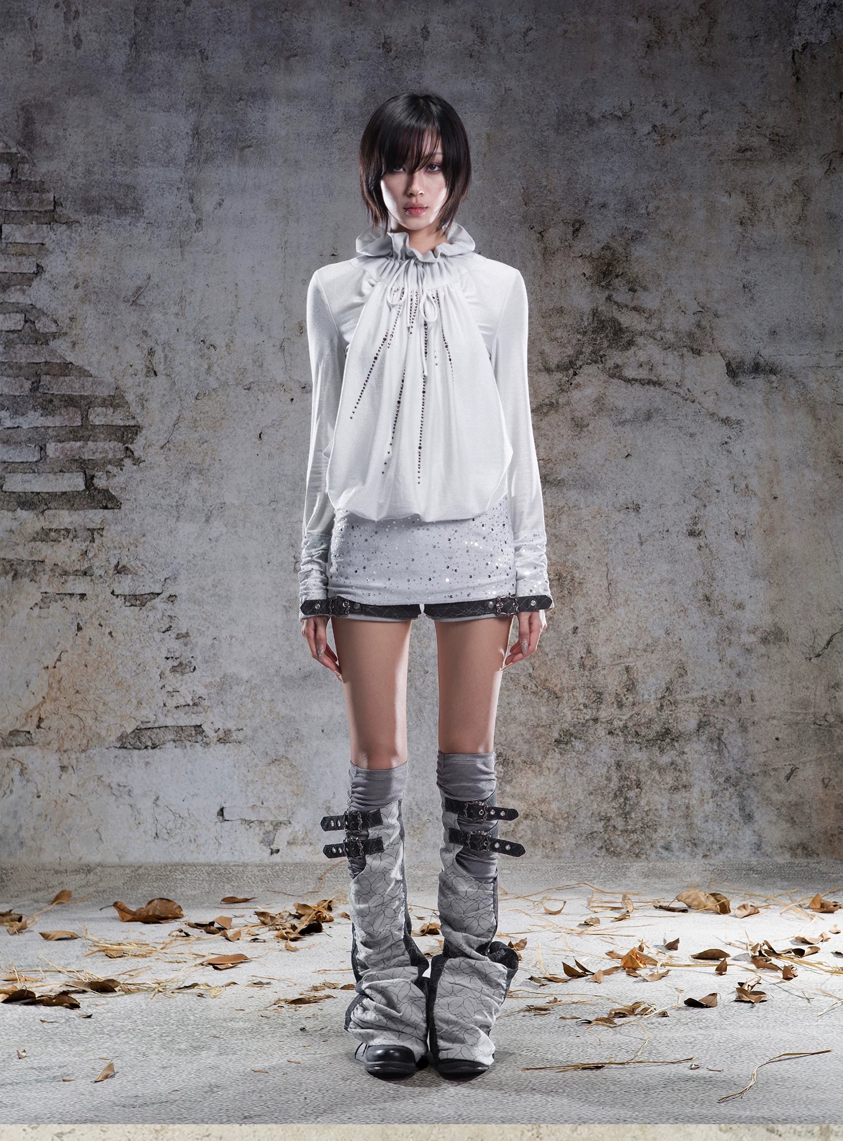 Original 2-Way Pullable Neck Gothic Style Blouse
