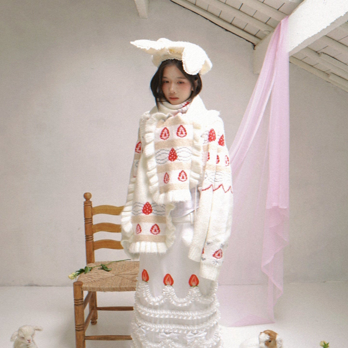Strawberry Cake Jacquard Scarf