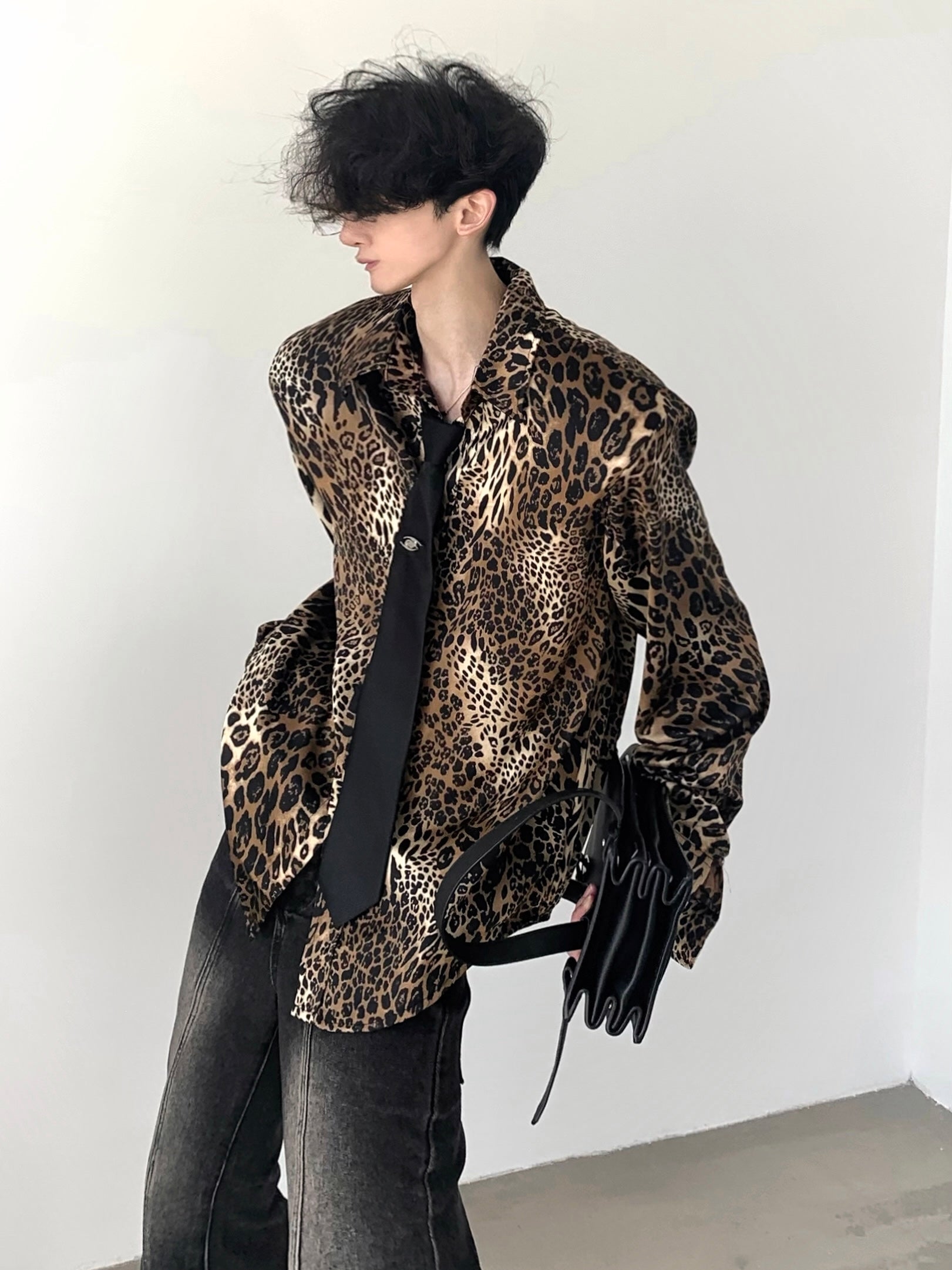 Leopard Print Shoulder Pad Long Sleeve Shirt