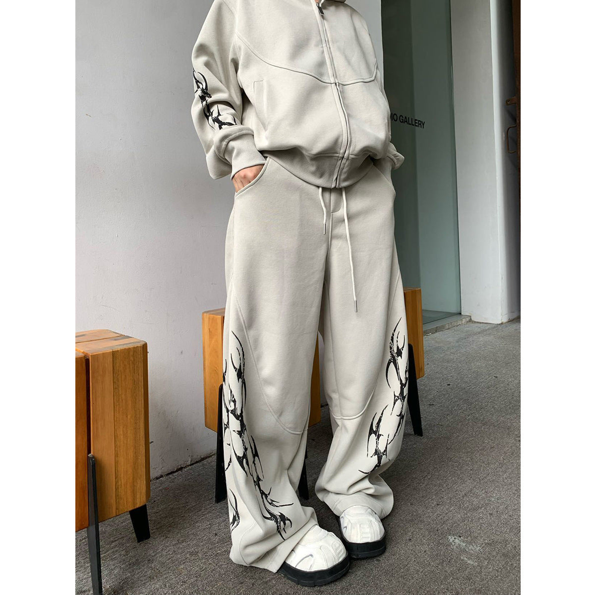 Thorn Print Zipper Hoodie & Thorn Print Wide Leg Sweatpants Setup