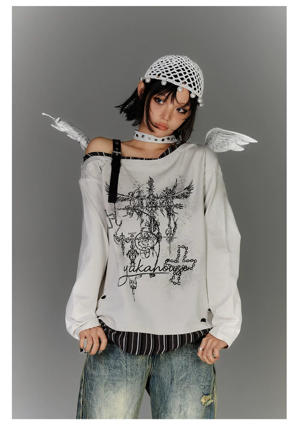 Off-Shoulder Asymmetrical Punk Long Sleeve T-Shirt