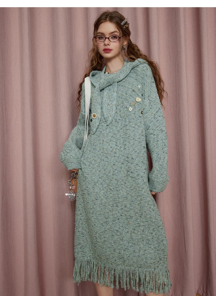 Robe longue ample à manches longues en maille avec capuche