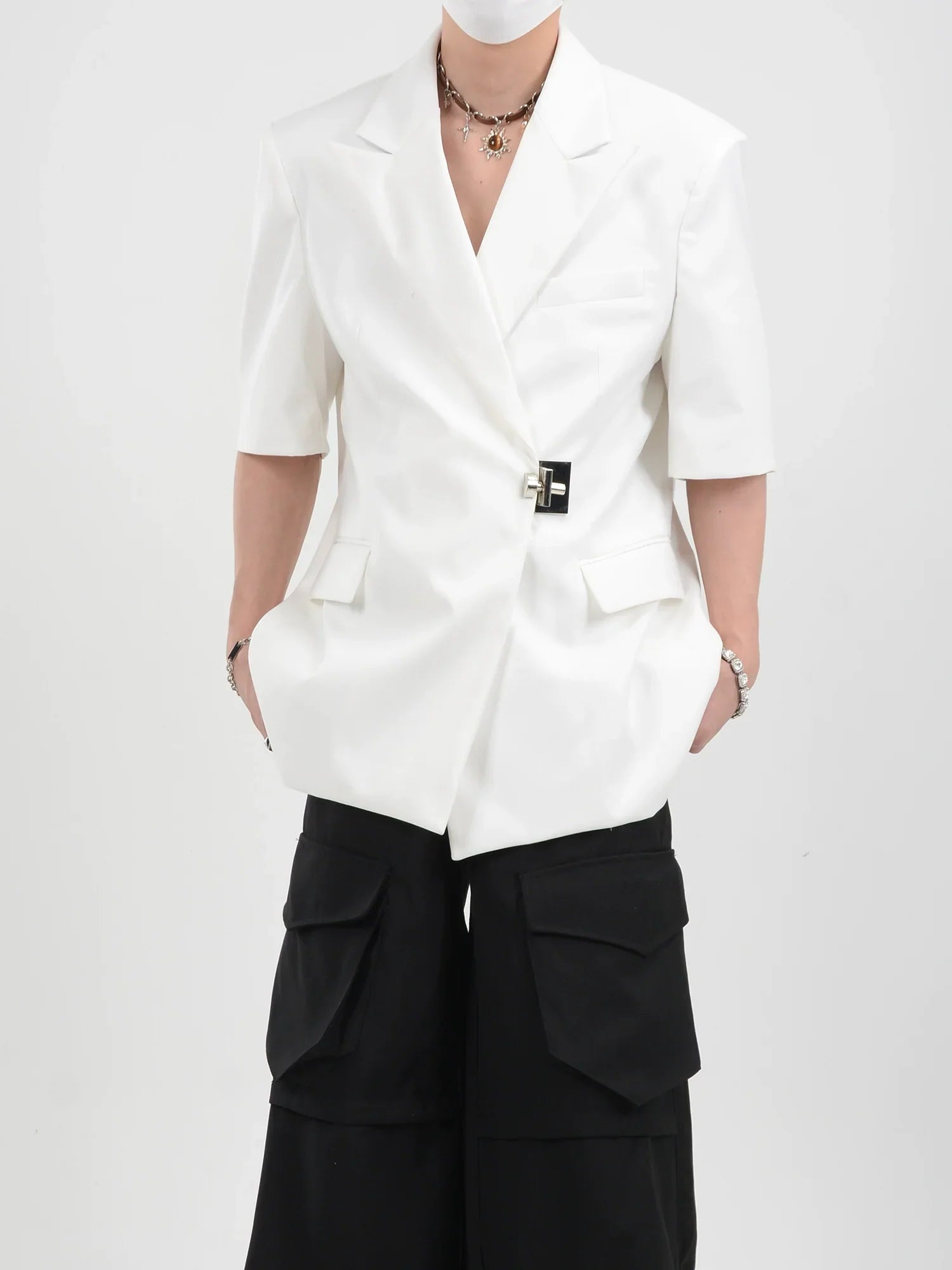Oversize Metal Lock Short Sleeve Tailored Jacket