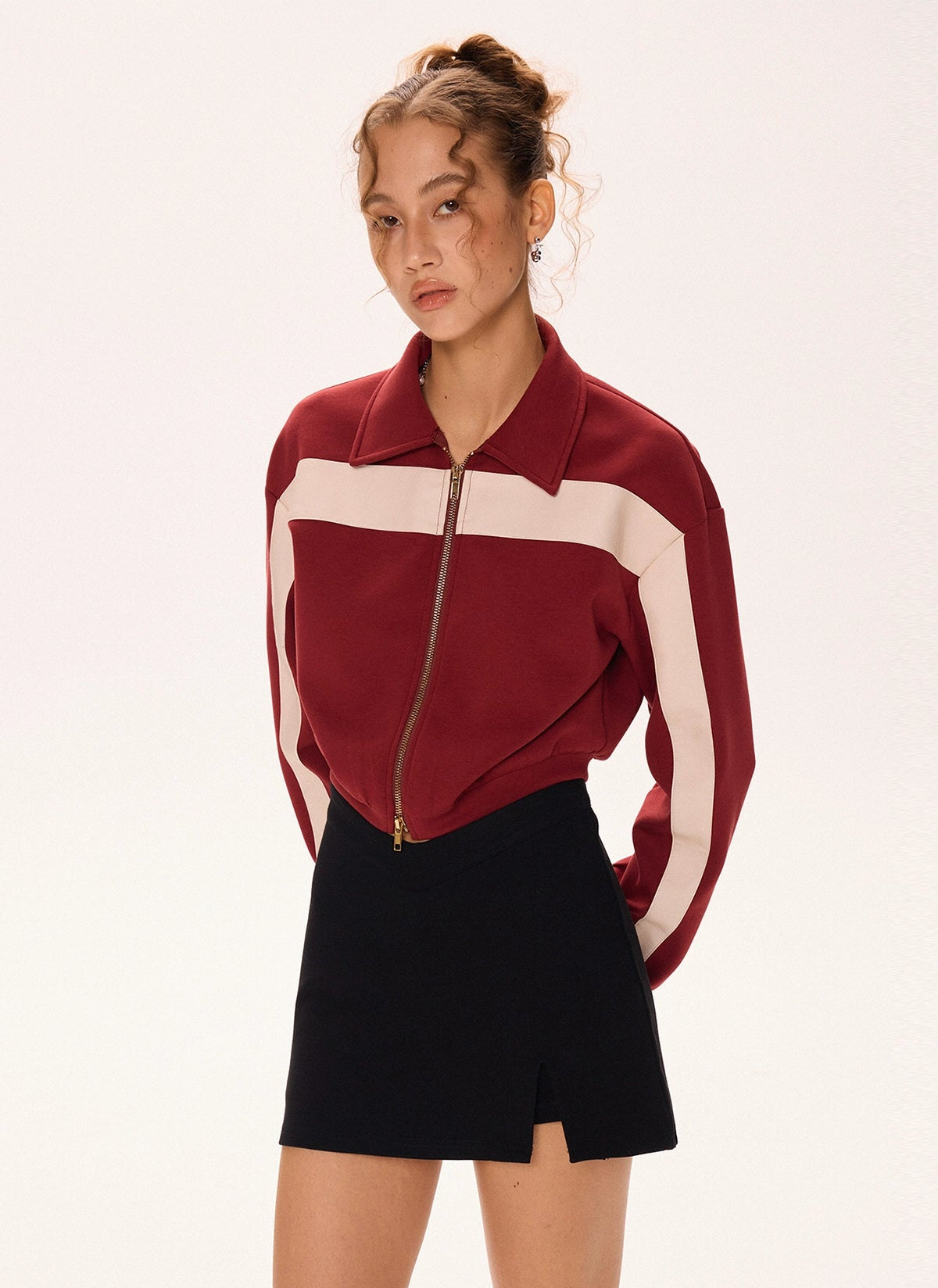 Chaqueta corta Crimson Stride