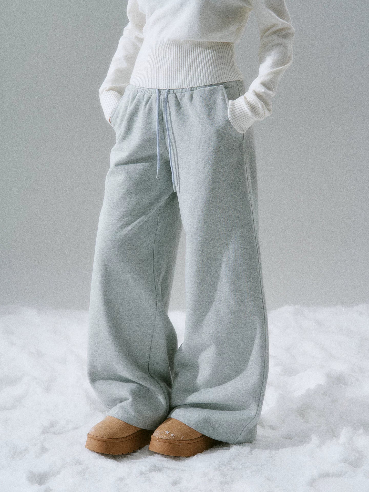 Wide-Leg Sweatpants