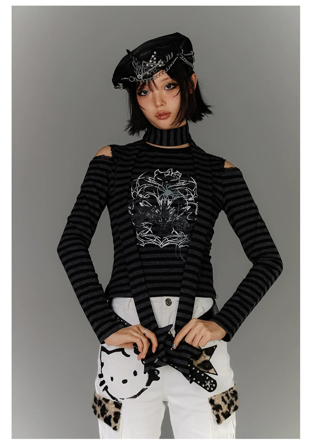 Stripe Graphic Print Cutout High-Neck Long Sleeve T-Shirt & Stripe Star Scarf