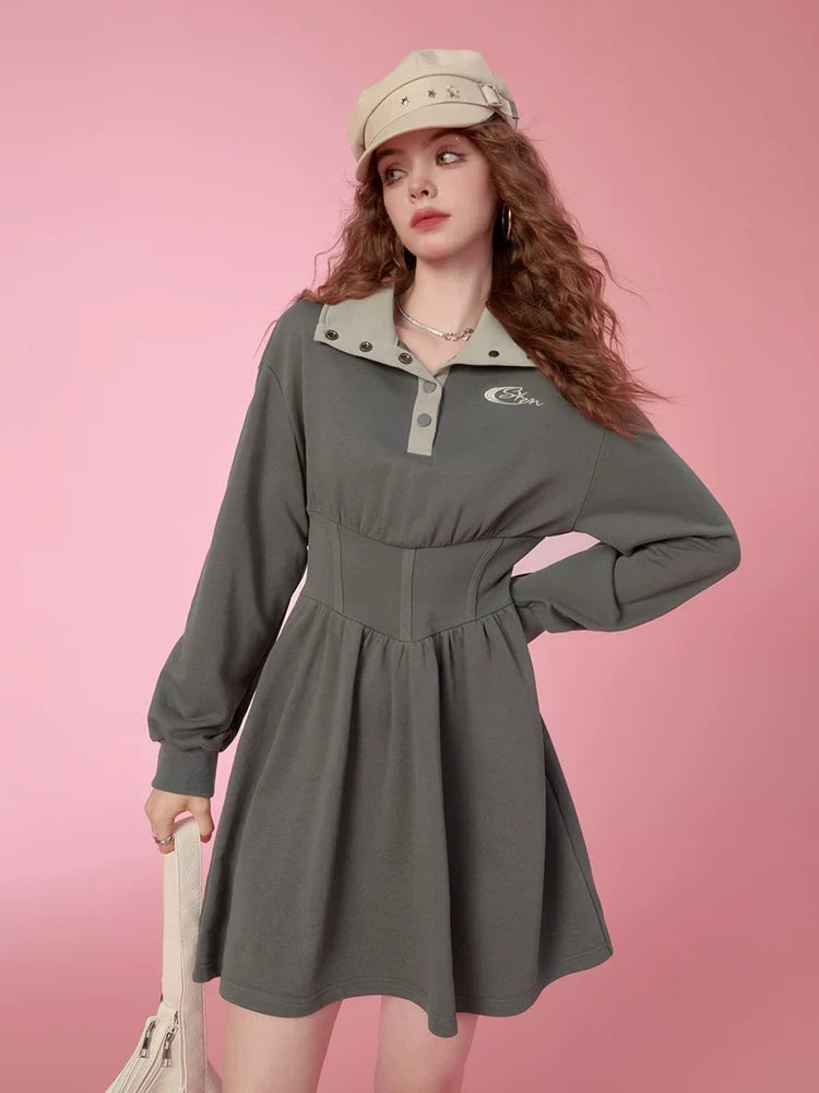Robe sweat à taille cintrée