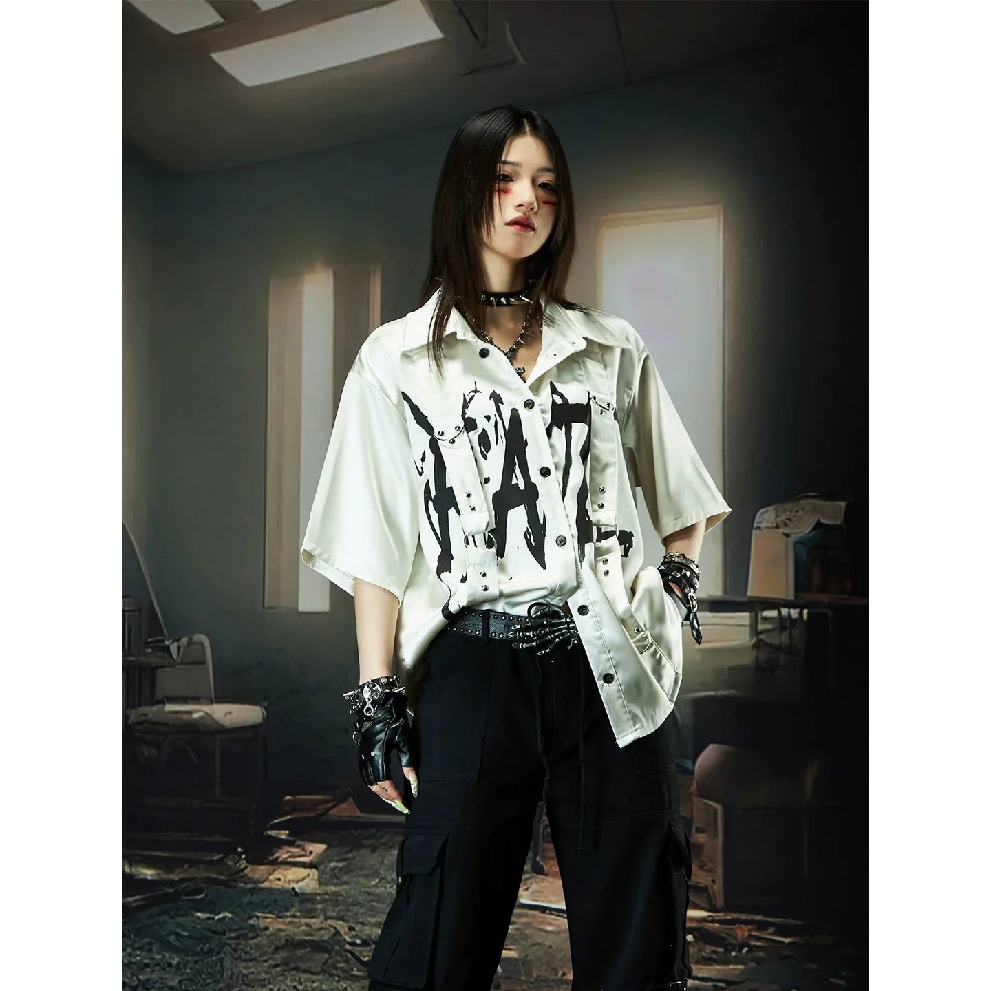 Graphic Letter Print Strap Patchwork Turn-Do