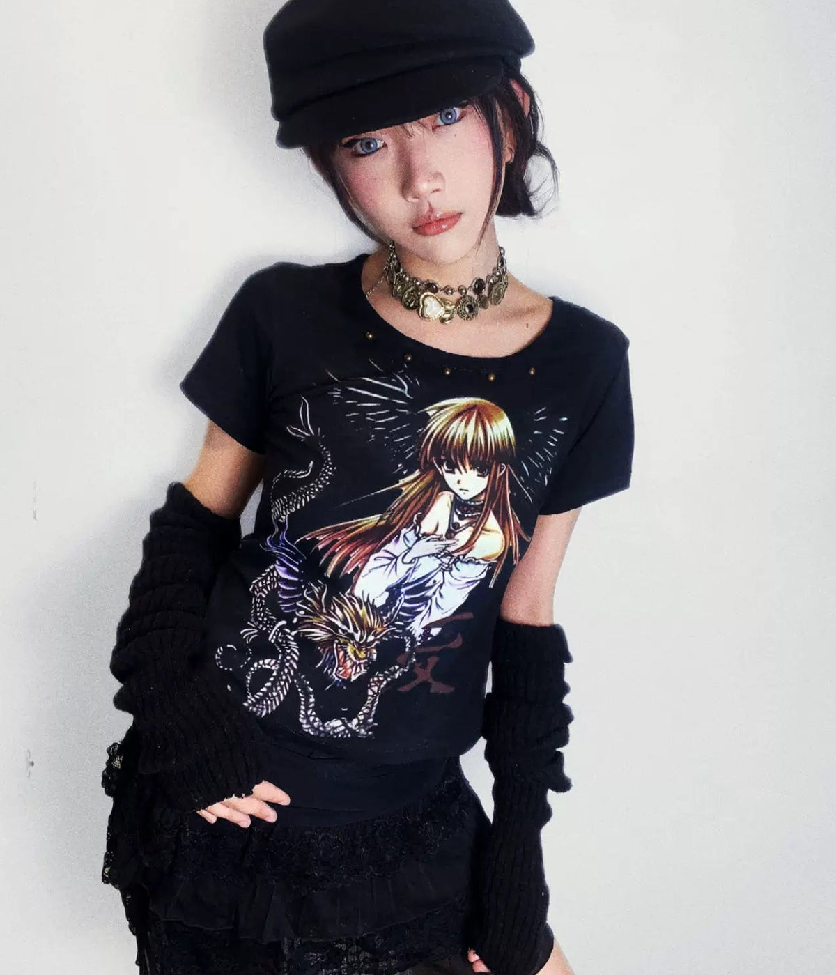 Studs Graffiti Print Short Sleeve T-Shirt