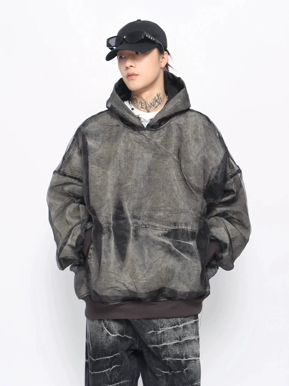 Sudadera vaquera lavada con capas de malla
