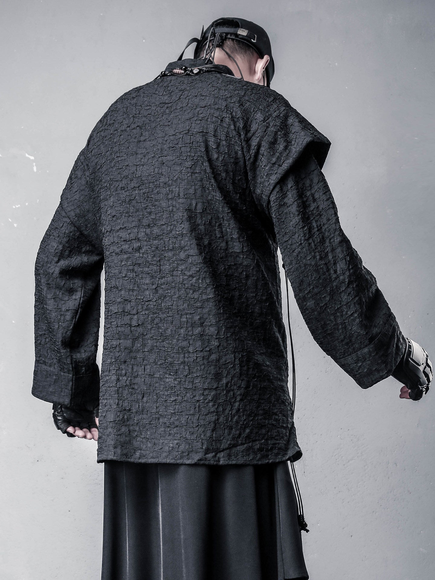 Camicia a maniche lunghe con finte spalline a strati Deconstruct
