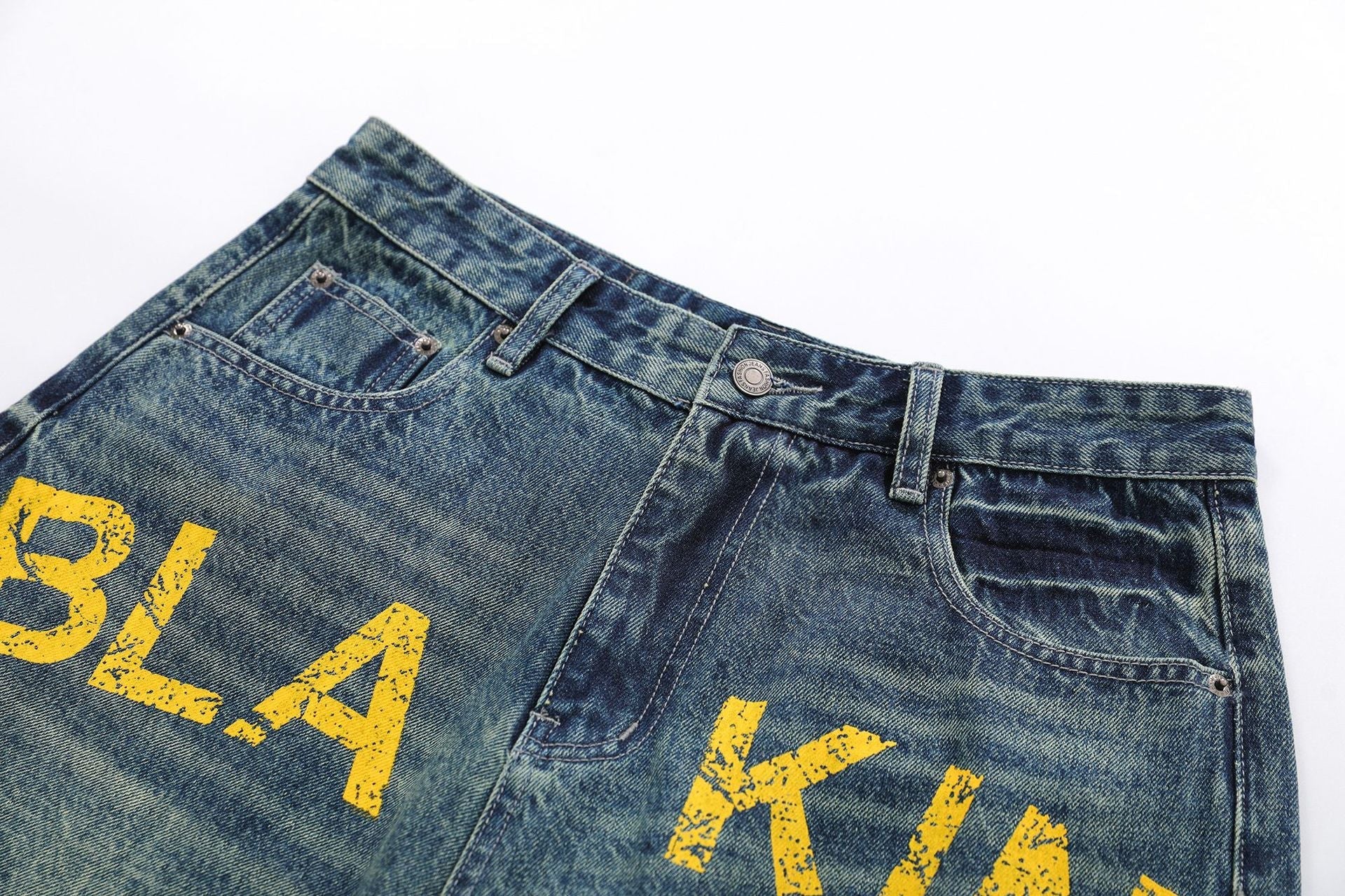 Washed Multi Pocket Letter Print Denim Jort