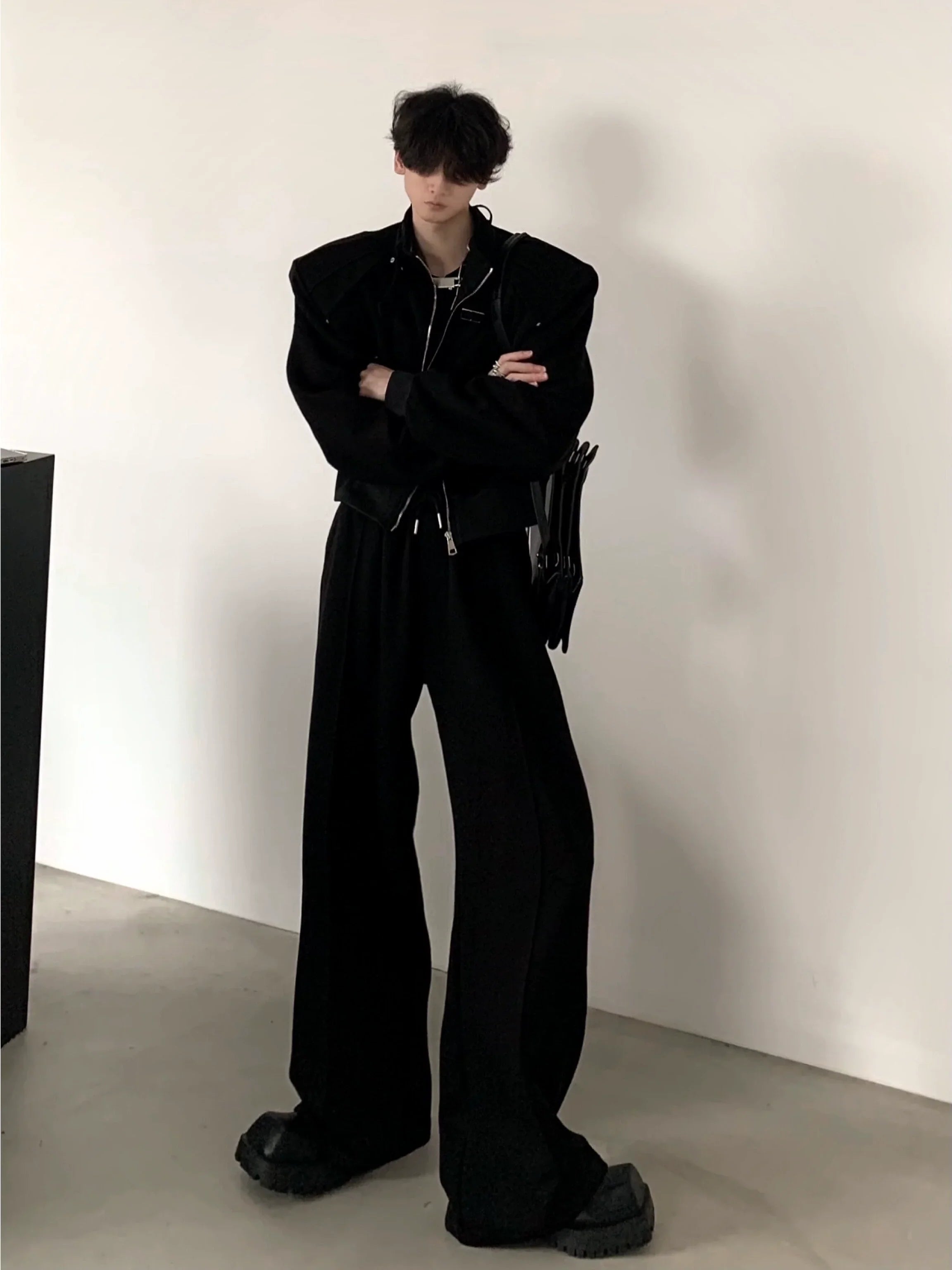 Sporty Casual Short Jacket & Wide-Leg Sporty Casual Sweatpants Setup