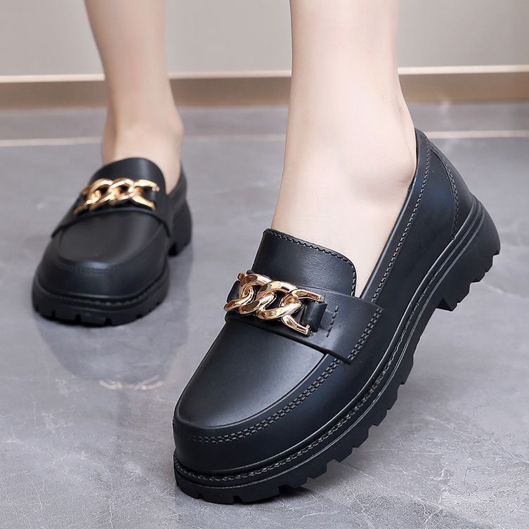 Chunky Chain-Link Cream Loafers