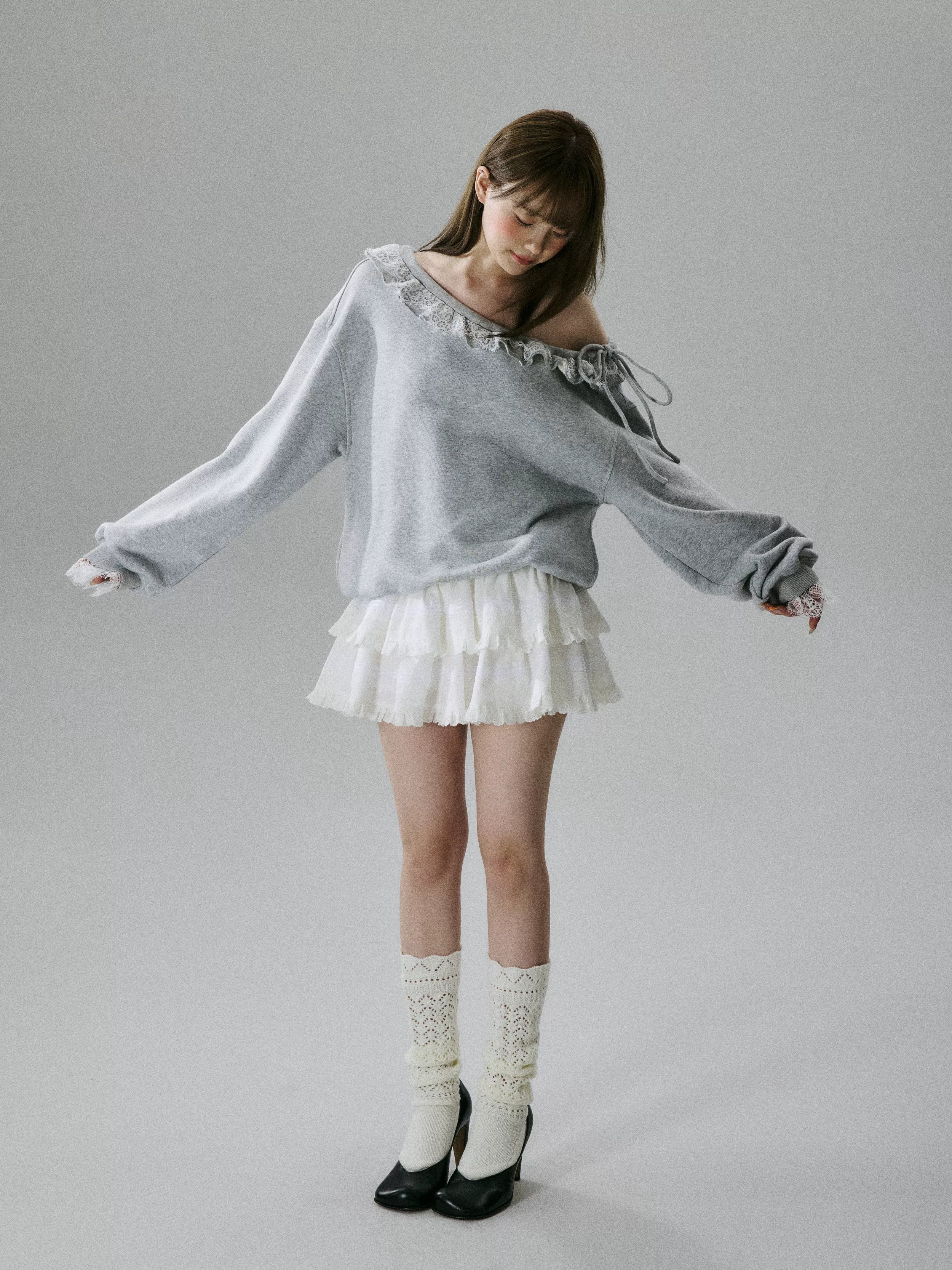 Off-Shoulder Lace Trim Sweatshirt