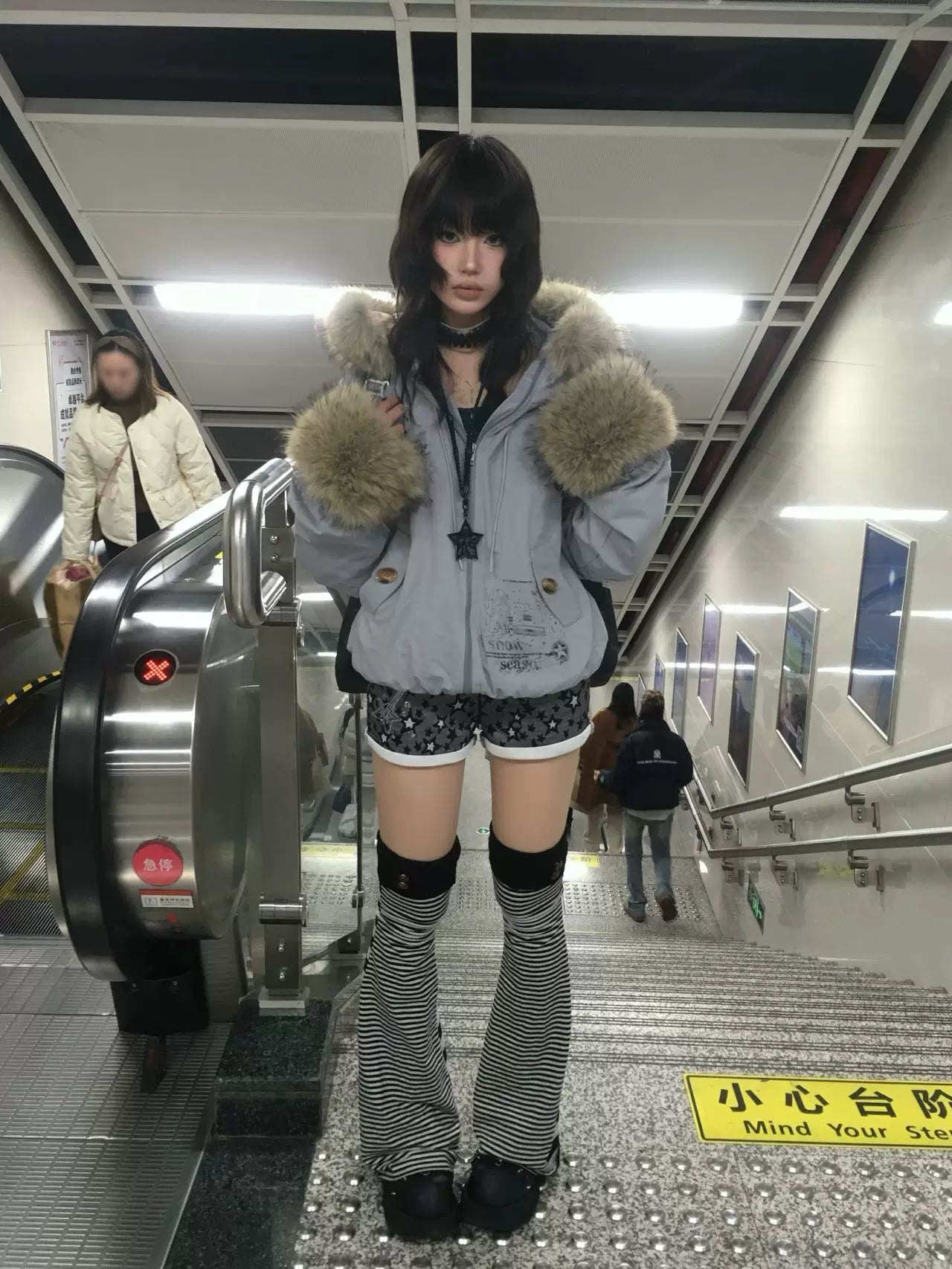 Fake Fur Trim Graphic Print Oversize Hooded Jacket