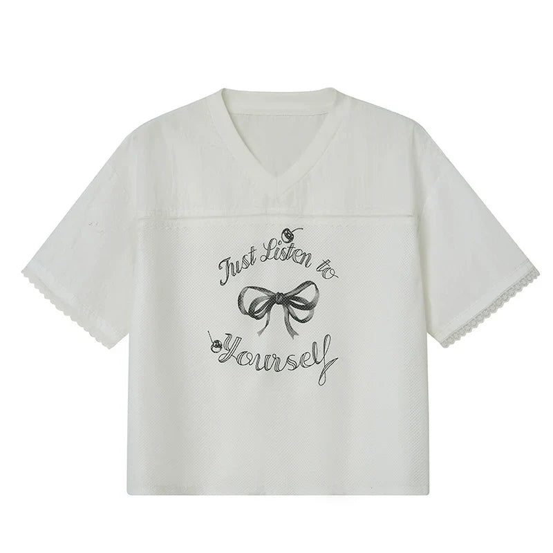 Bow Print V-Neck Short Sleeved T-Shirt