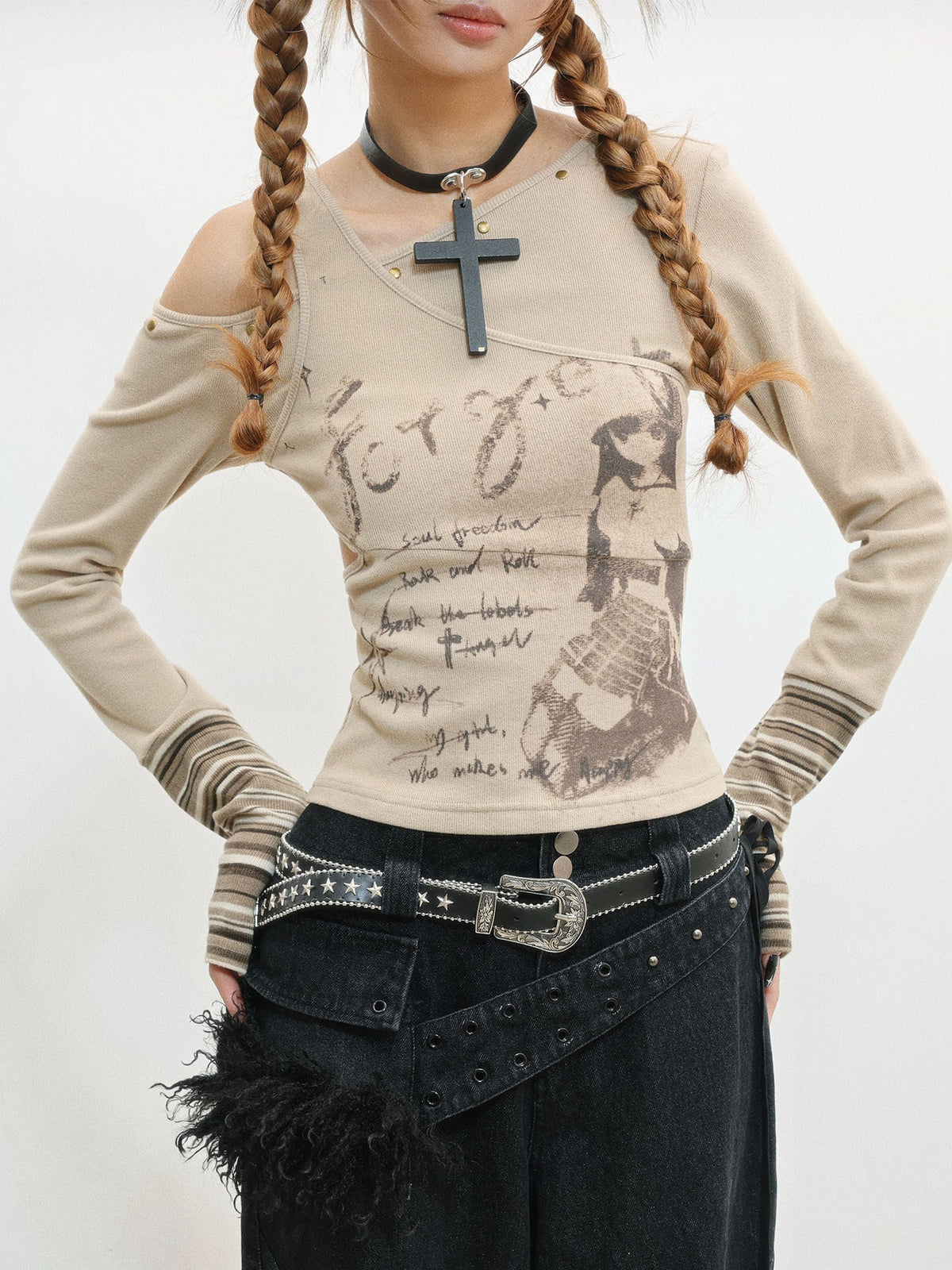 Off-Shoulder Patchwork Print Long Sleeve Knit T-Shirt
