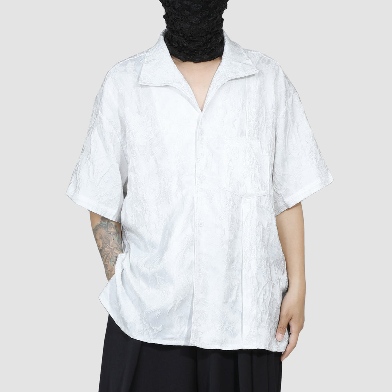 Side Slit Jacquard Short Sleeve Shirt