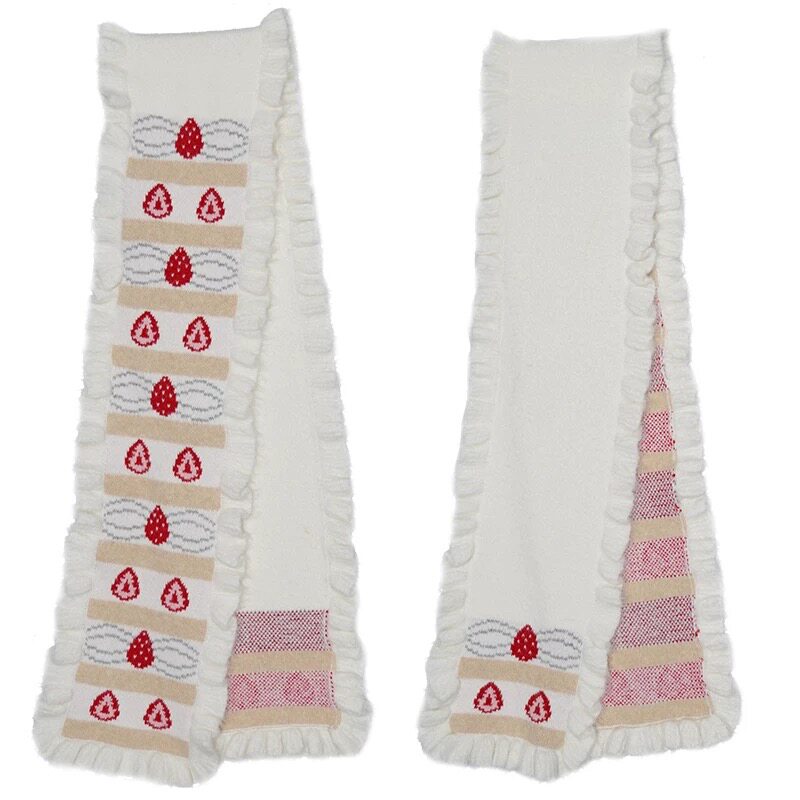 Strawberry Cake Jacquard Scarf