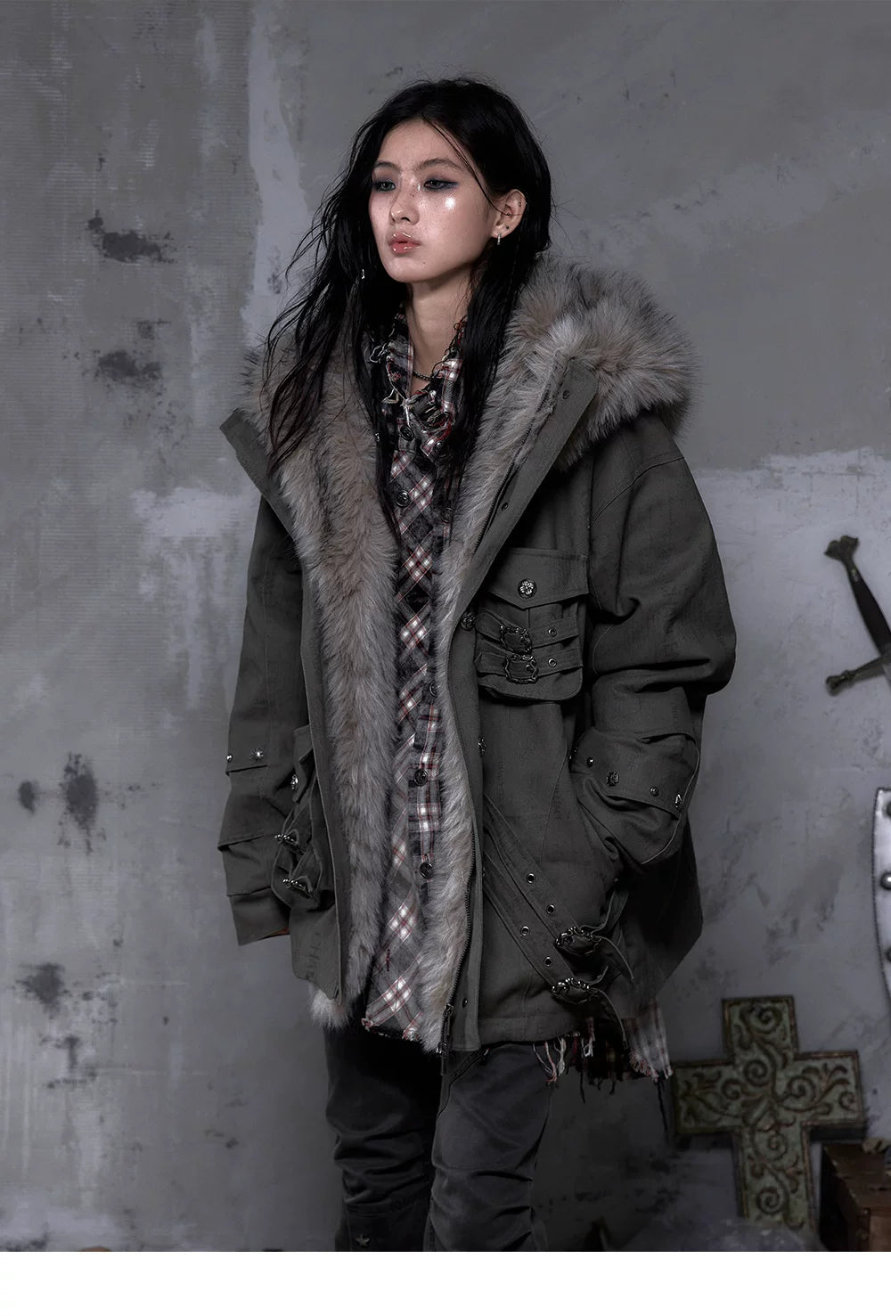 Fake Fur Hooded Multi-Pocket Buckle Detail Jacket