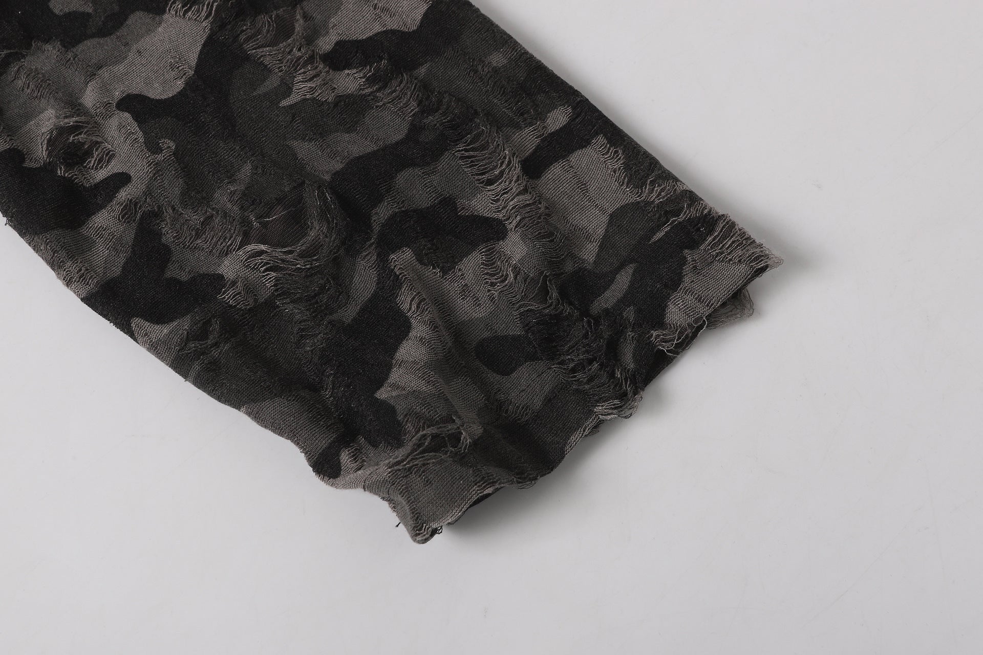 Fake Layered Camo Letter Print Washed Long Sleeve T-Shirt