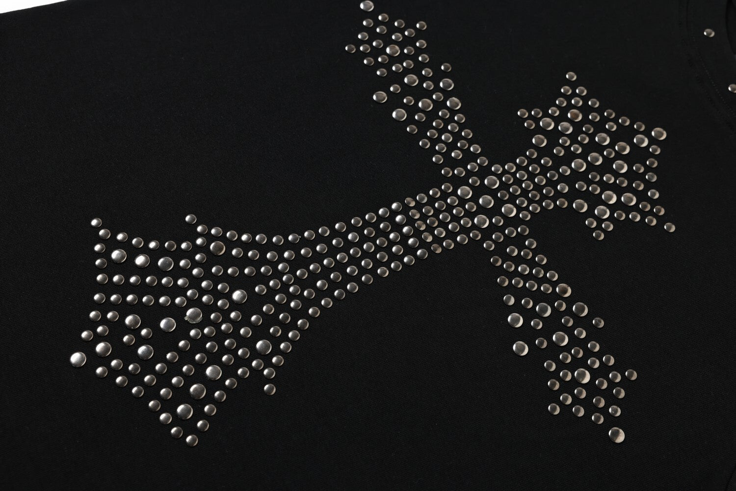 Cross Studs Detail Short Sleeve T-Shirt