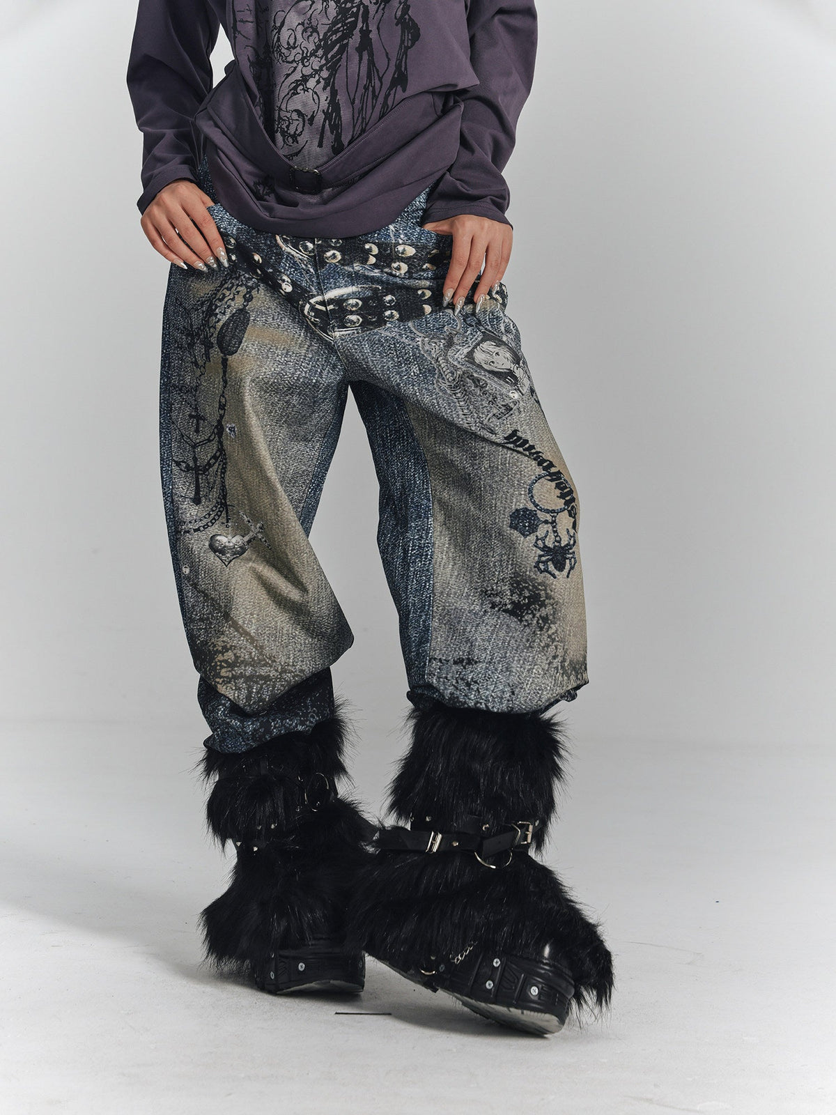 Chain Design Wide Leg Straight Denim Jeans