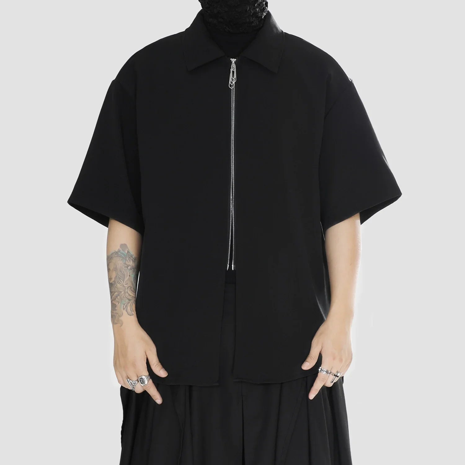 Black Color Zipper Short Sleeve Shirt