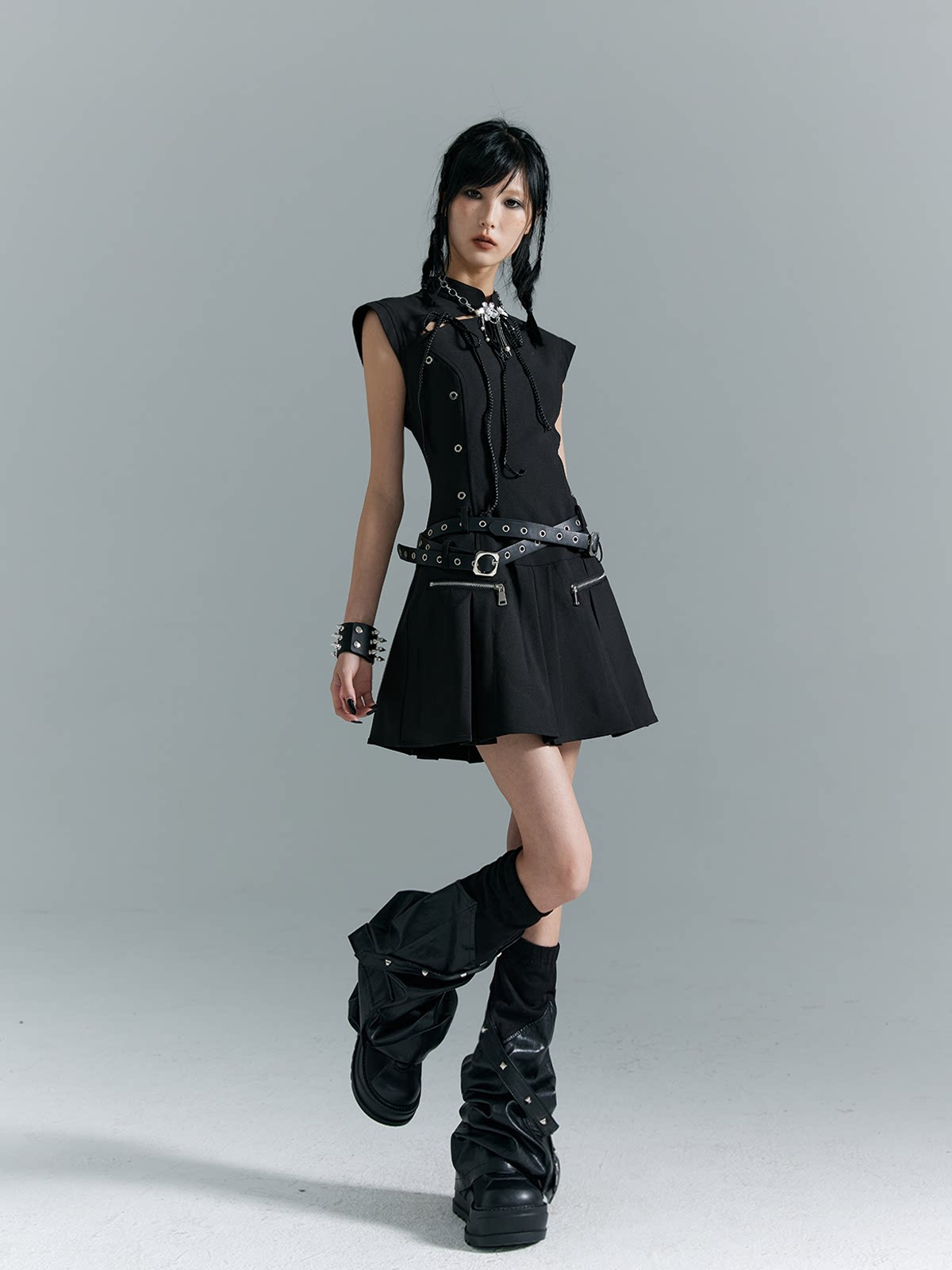 Cutout Pleats Qipao Sleeveless Dress With Belt