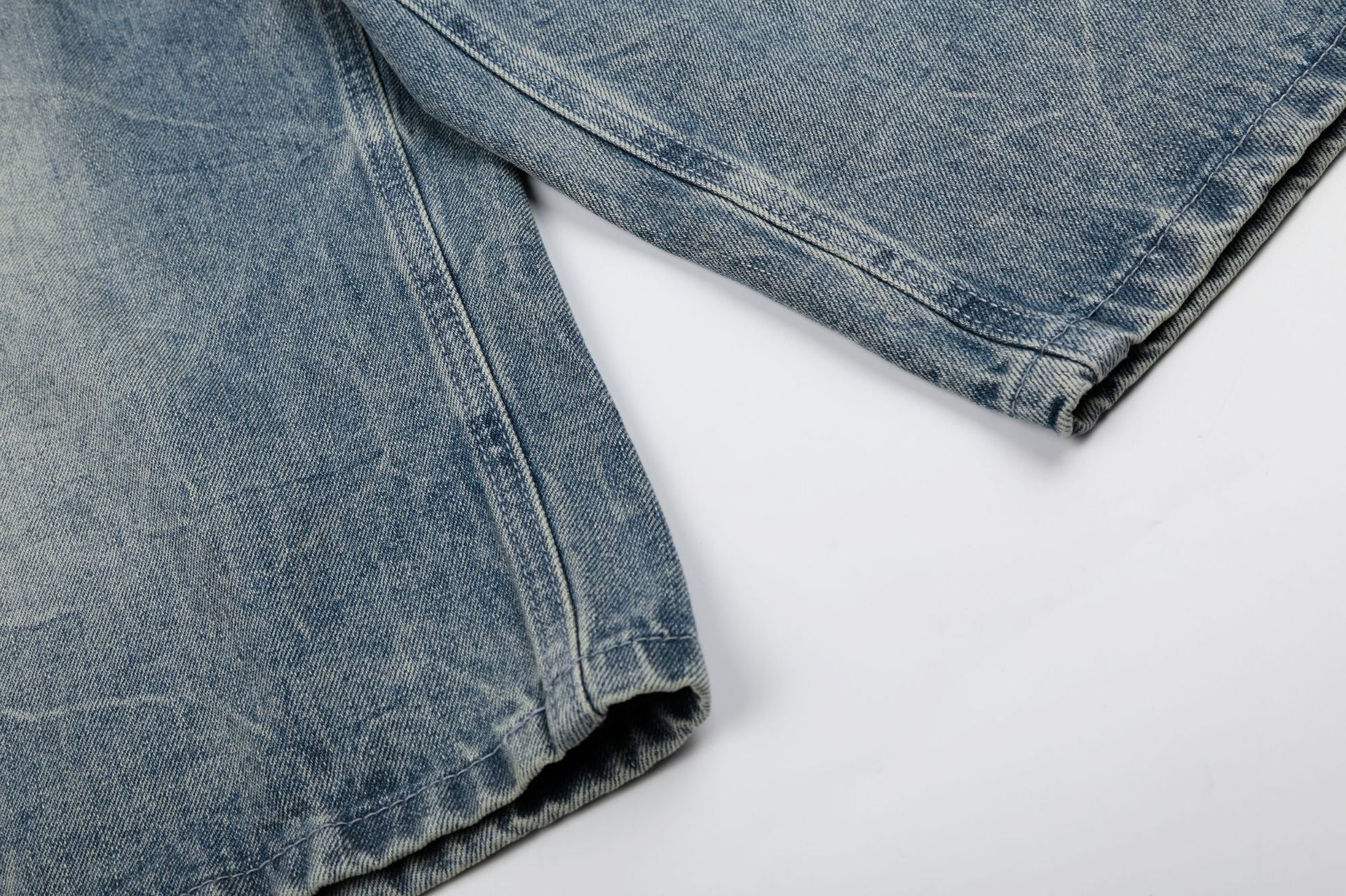 Lightning Graphic Denim Jort