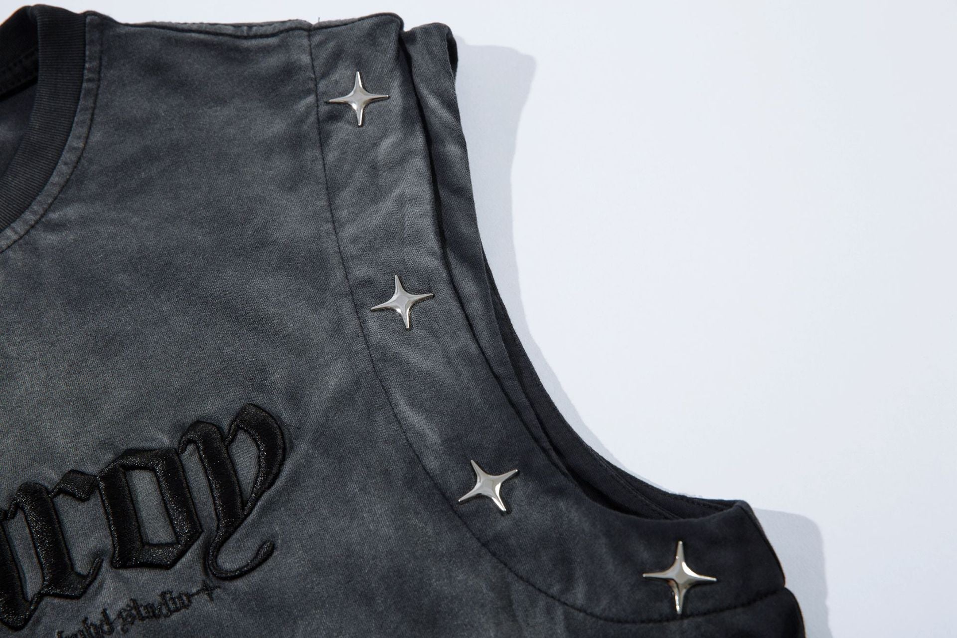 Gradient Star Studs Tank Top