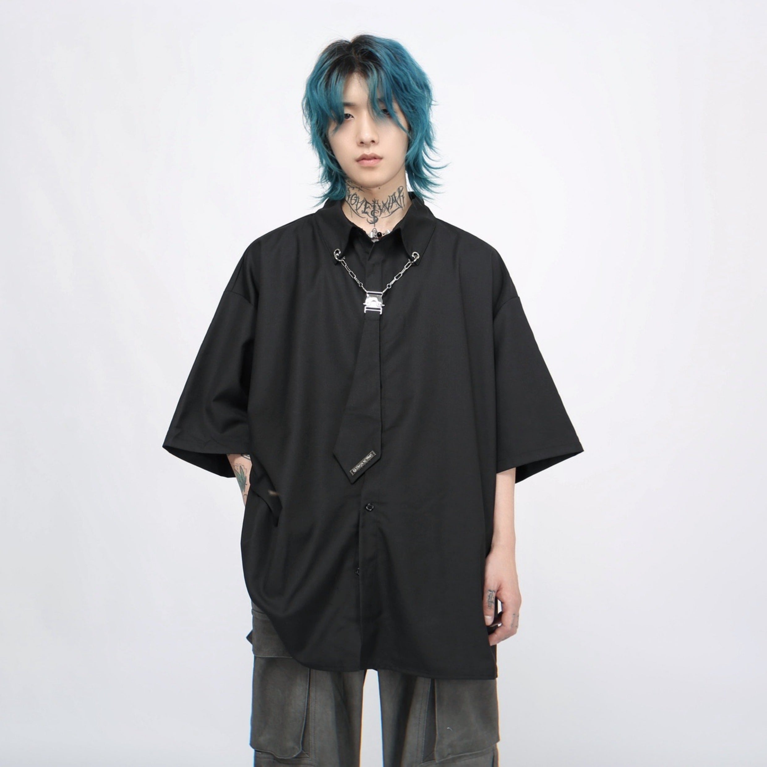 Tie Accessories Design Oversize Short Sleeve Shirt