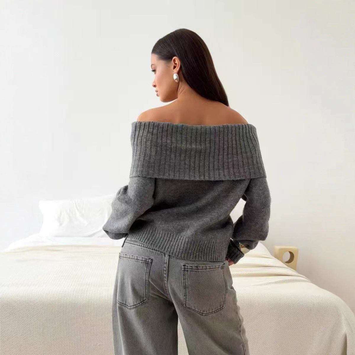 Long-Sleeved Basic Knitted Sweater