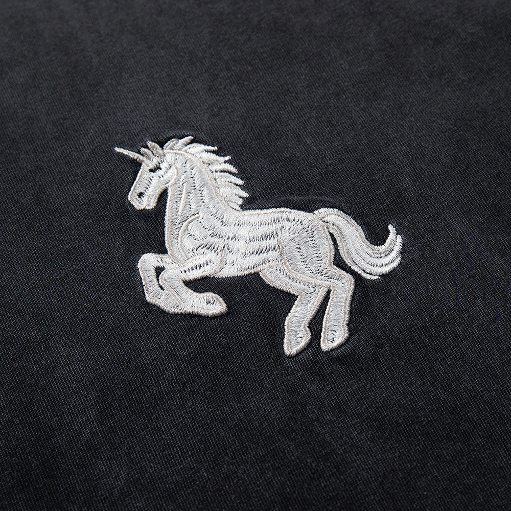 Verblasstes Einhorn-Rundhalst-Shirt
