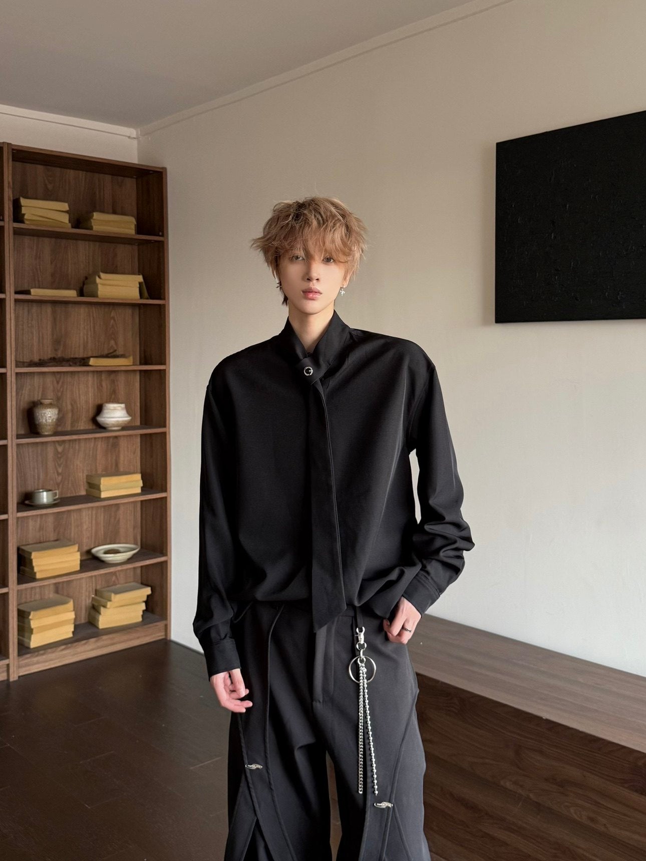 Camicia oversize a maniche lunghe con dettaglio cravatta
