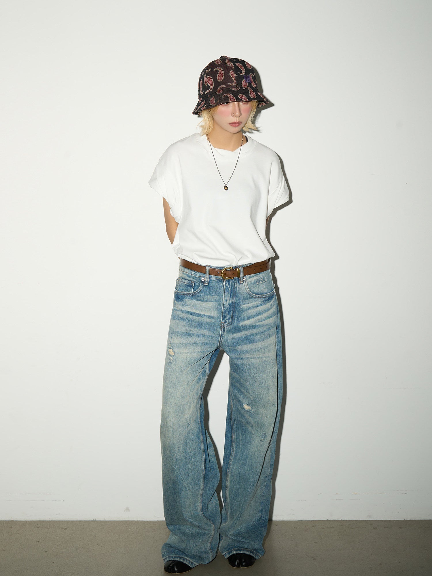 Wash Damage Straight Denim Jeans