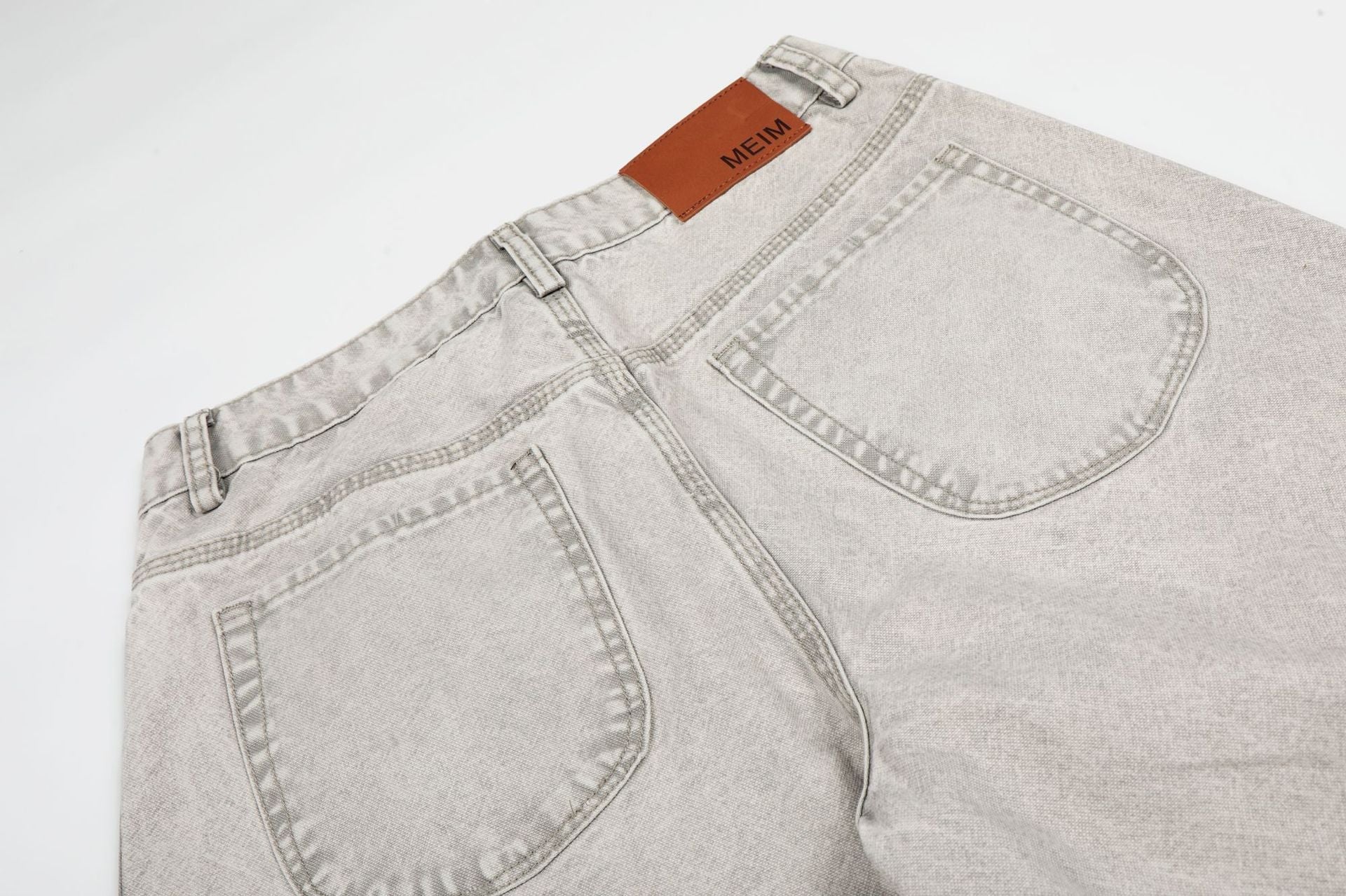 Patch Pocket Washed Wide Leg Denim Jeans