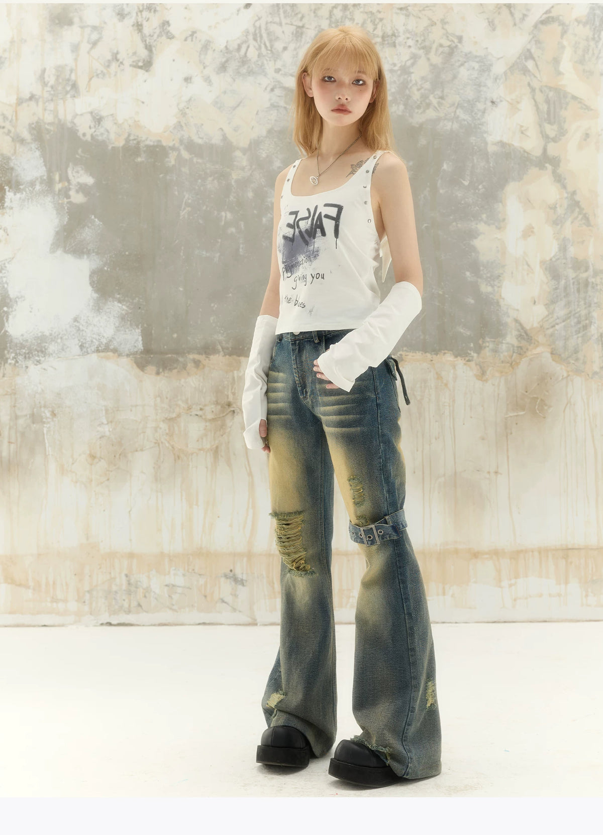 Washed Low-Waist Flare Denim Jeans & Short Skirt