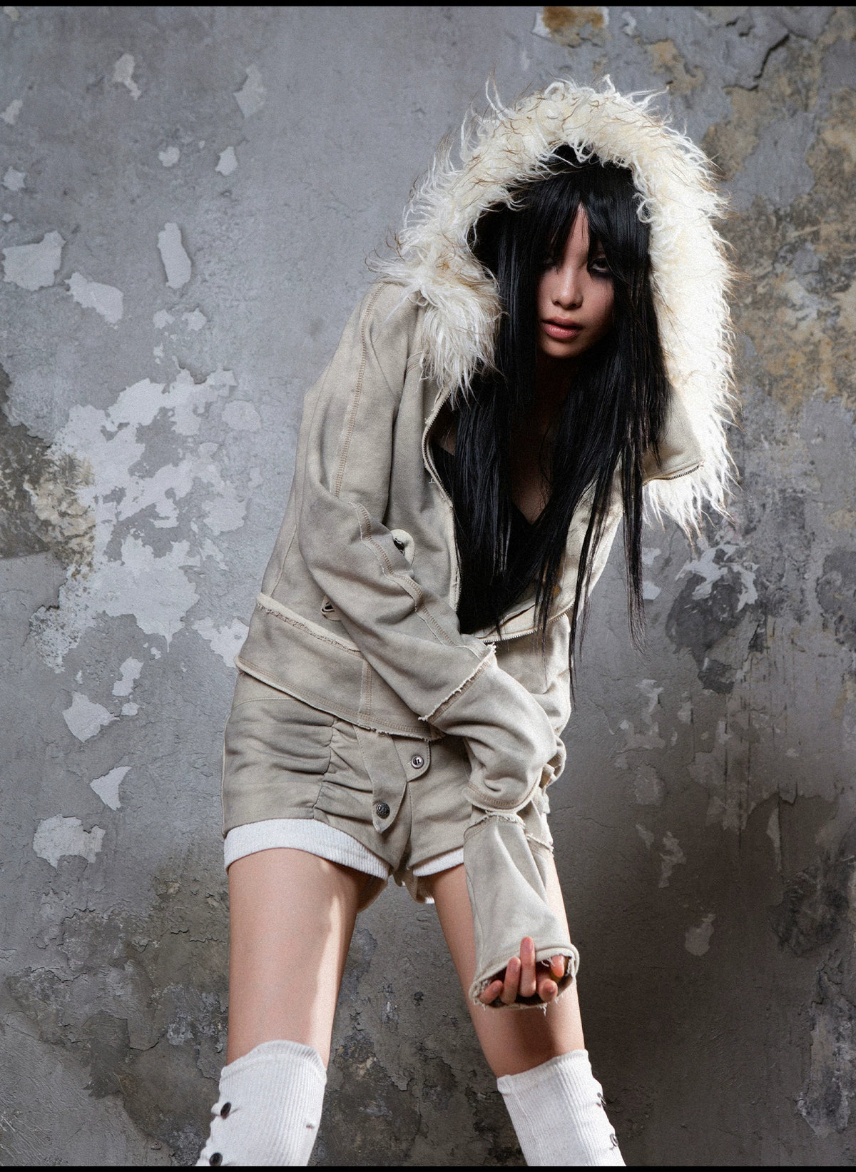 Fake Fur Collar Distressed Short Jacket