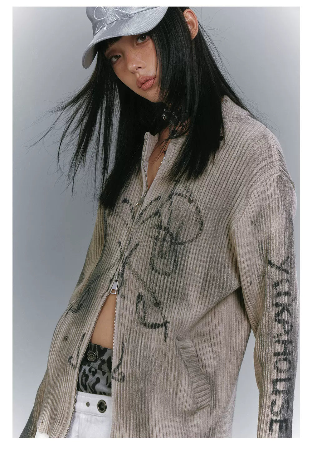 Washed Damage Graffiti Design Oversize Knit Cardigan