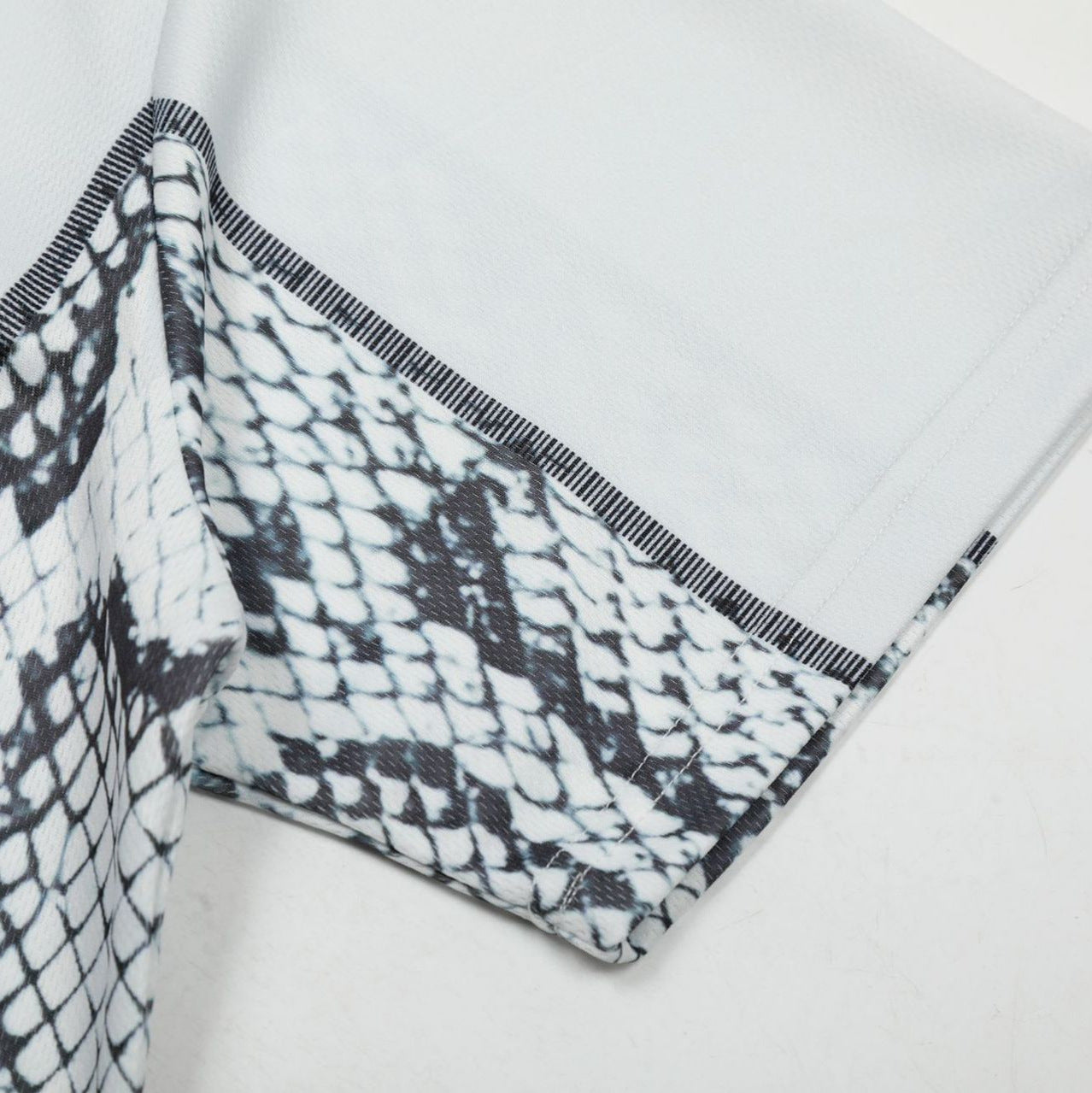 Jersey Style Snake Print T-Shirt - MADXMARX