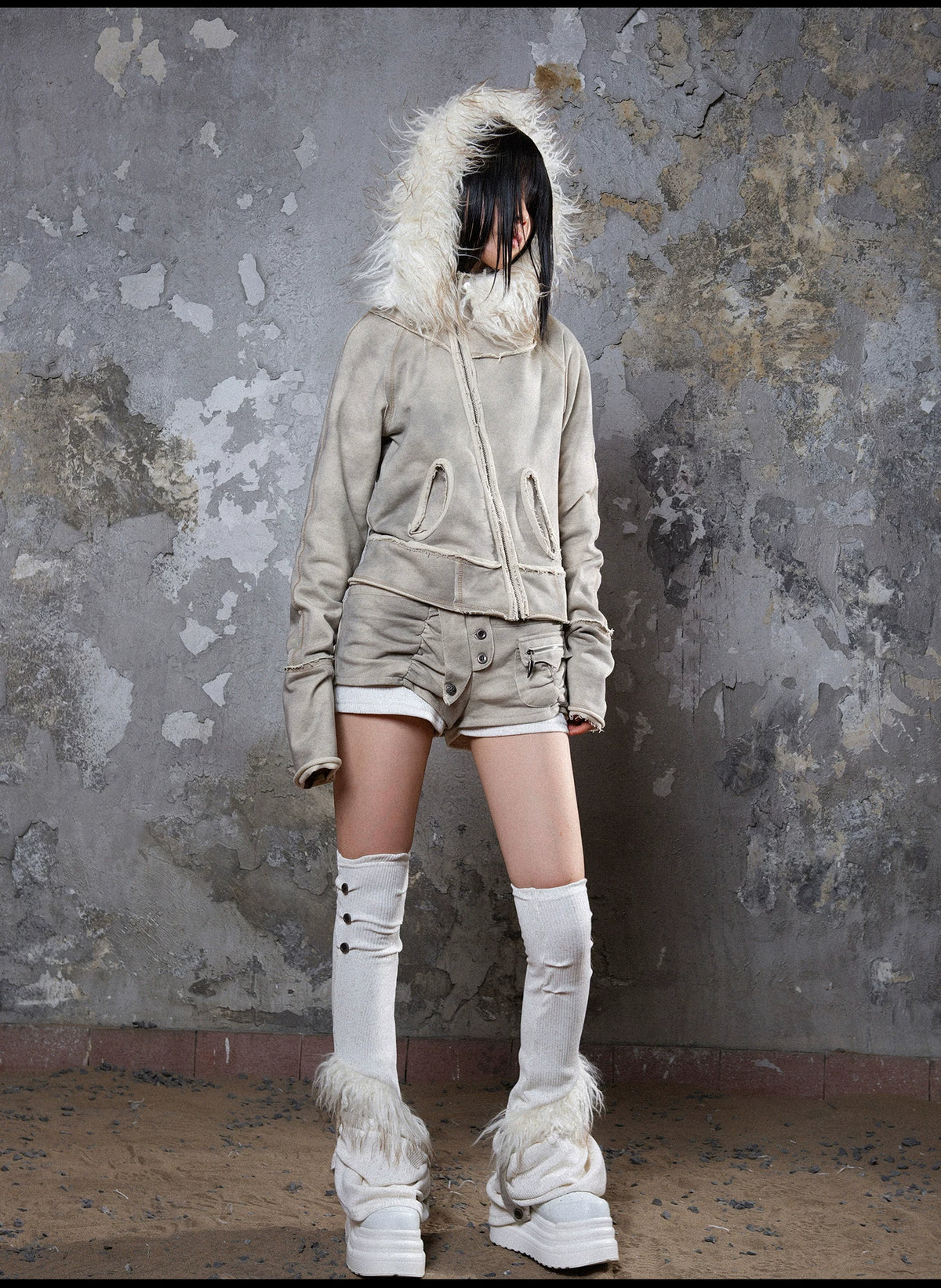 Fake Fur Collar Distressed Short Jacket