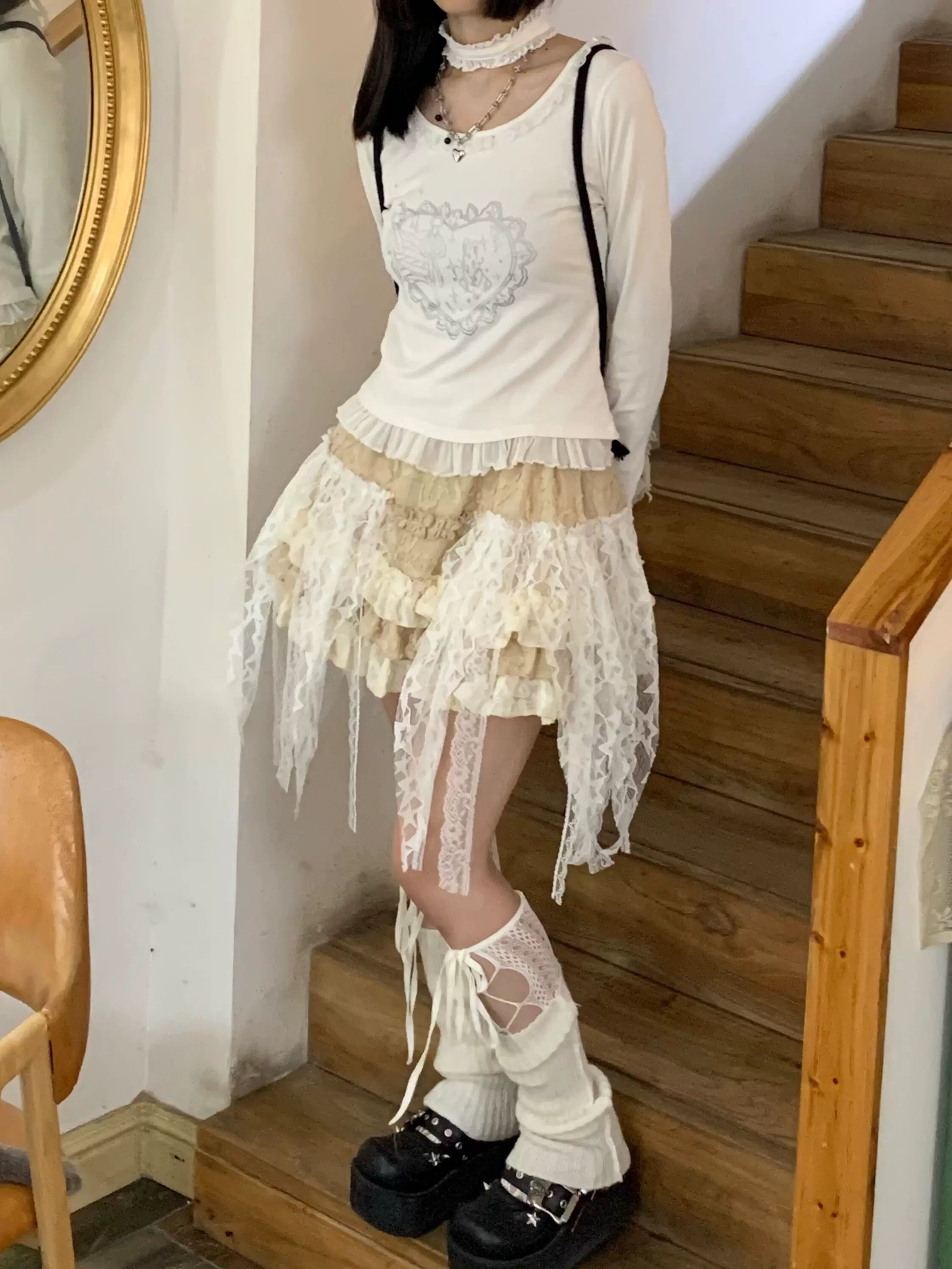 Lace Patchwork Tiered Irregular Short Skirt