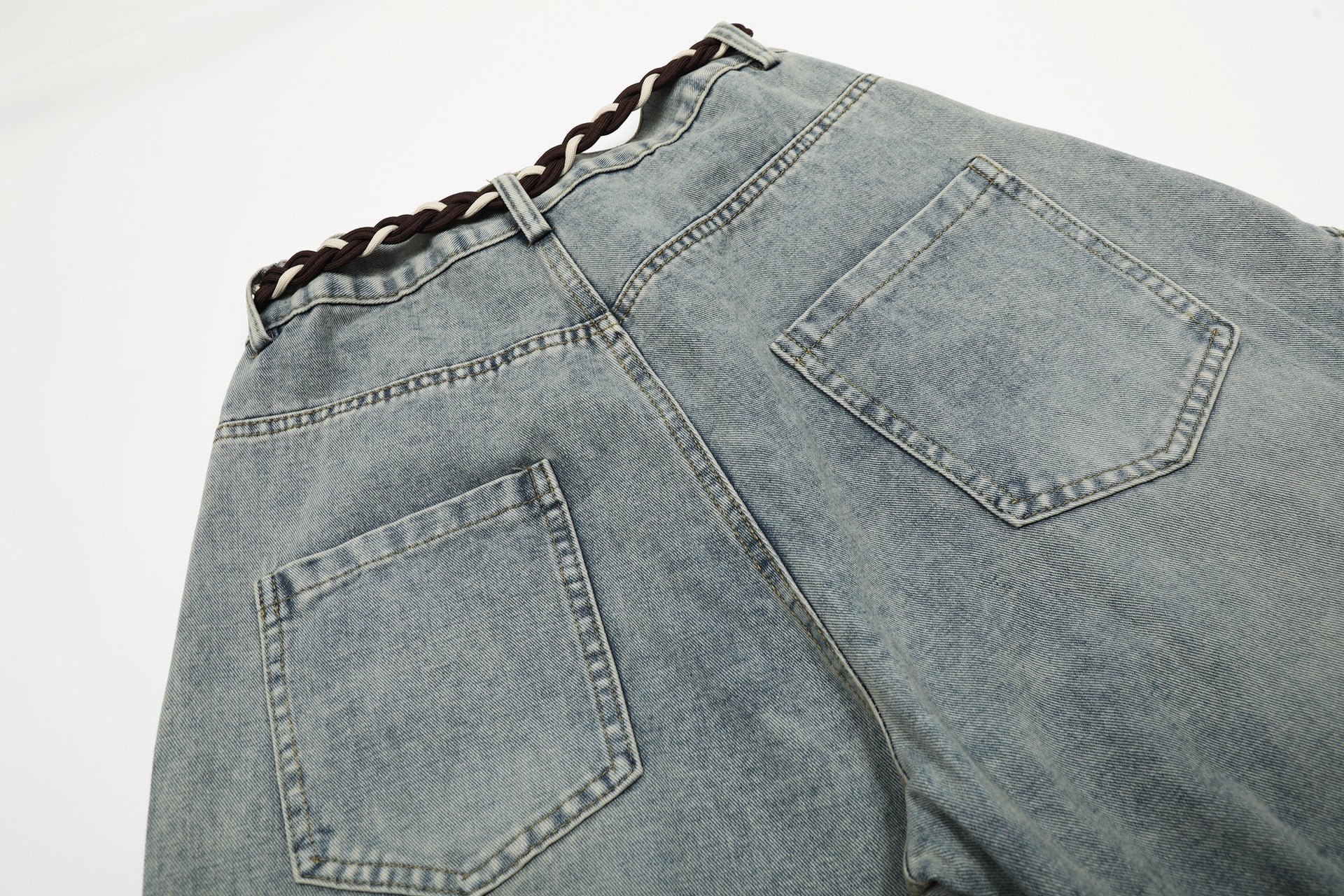 Belt Curved Wide Leg Denim Jeans