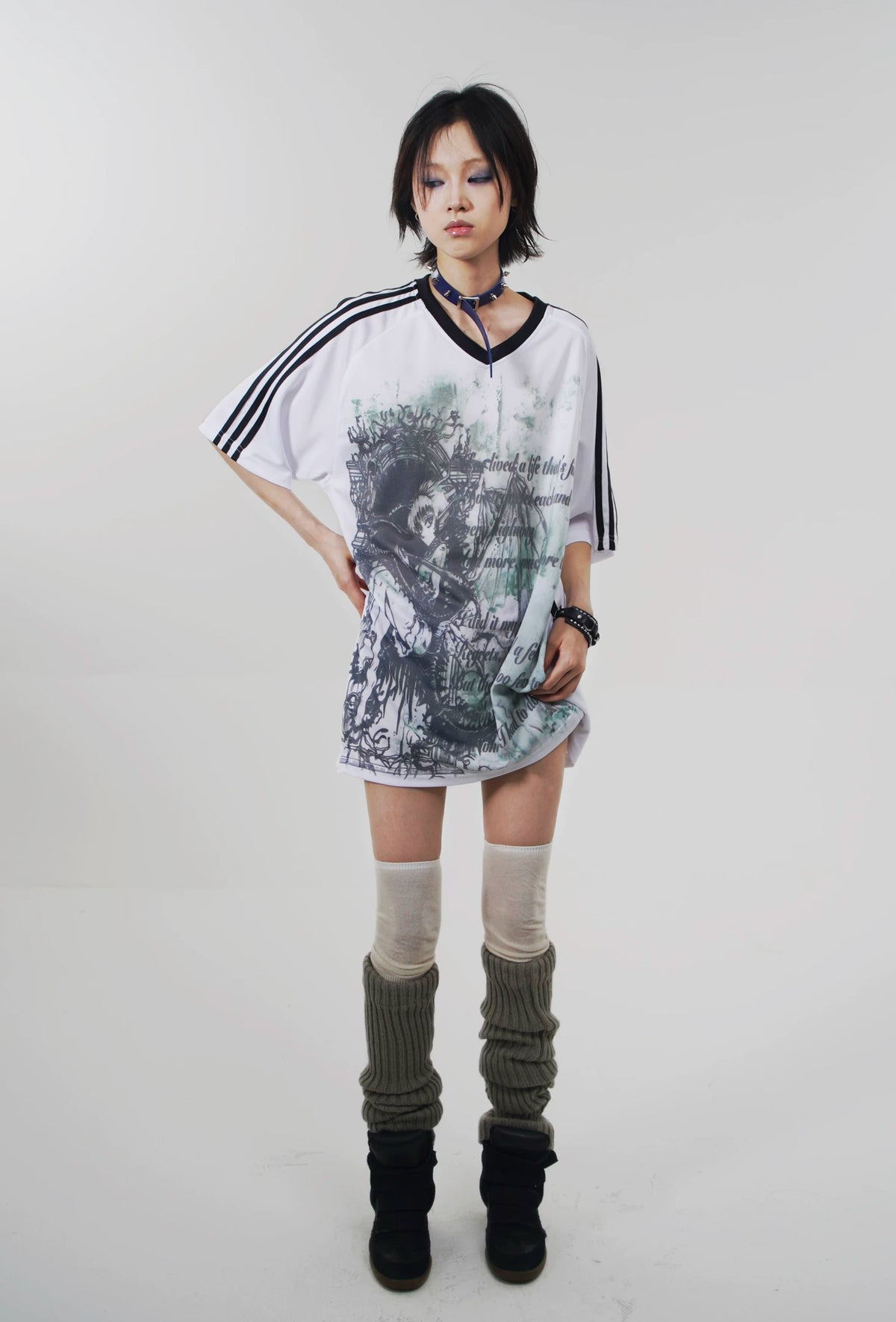 Anime Print Oversize V-Neck Short Sleeve T-Shirt